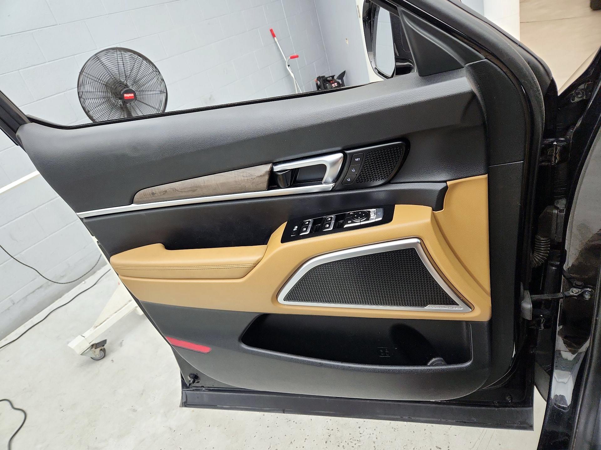 Thumbnail: 2020 Kia Telluride - 12