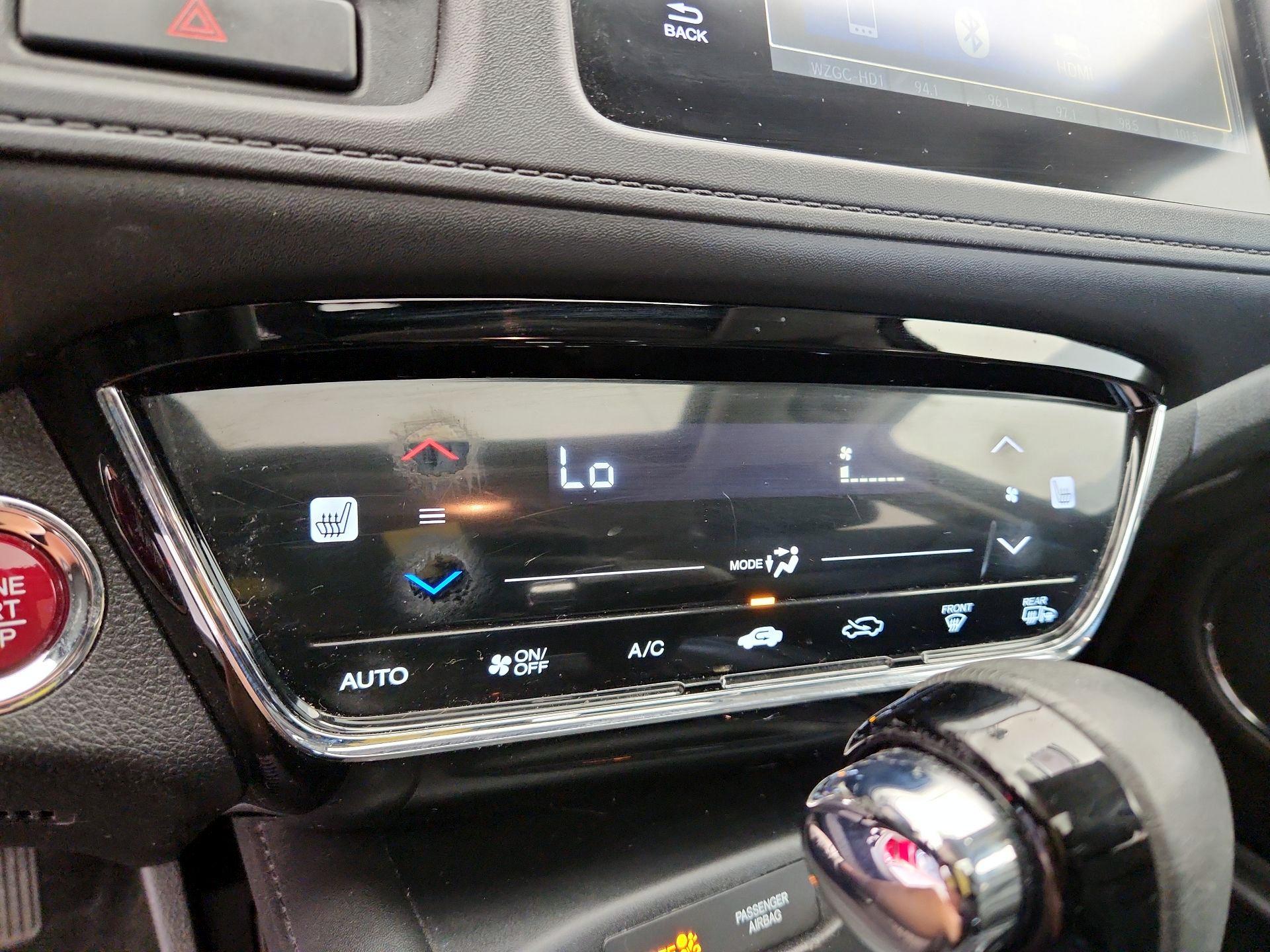 Thumbnail: 2016 Honda HR-V - 16