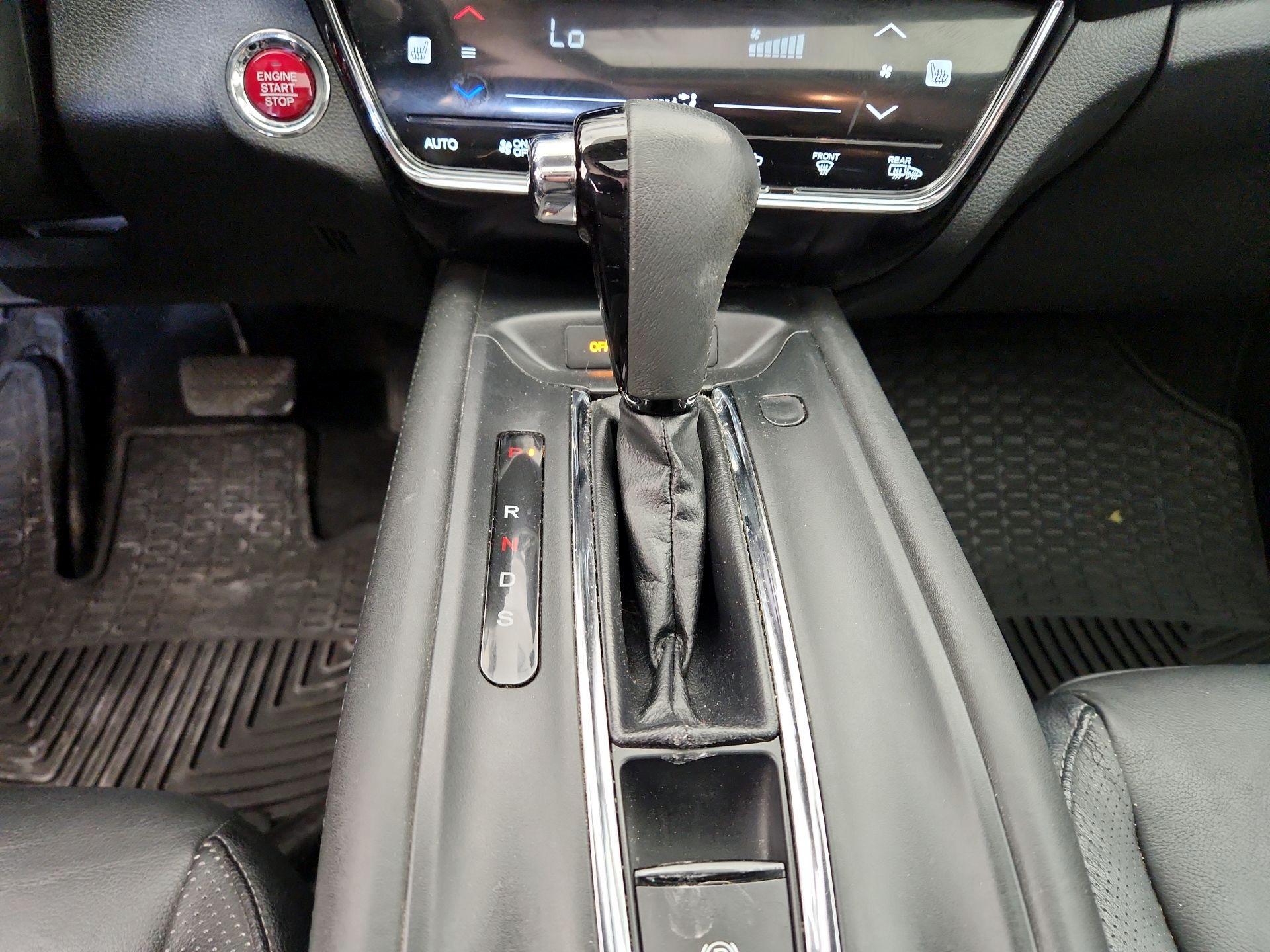 Thumbnail: 2016 Honda HR-V - 17