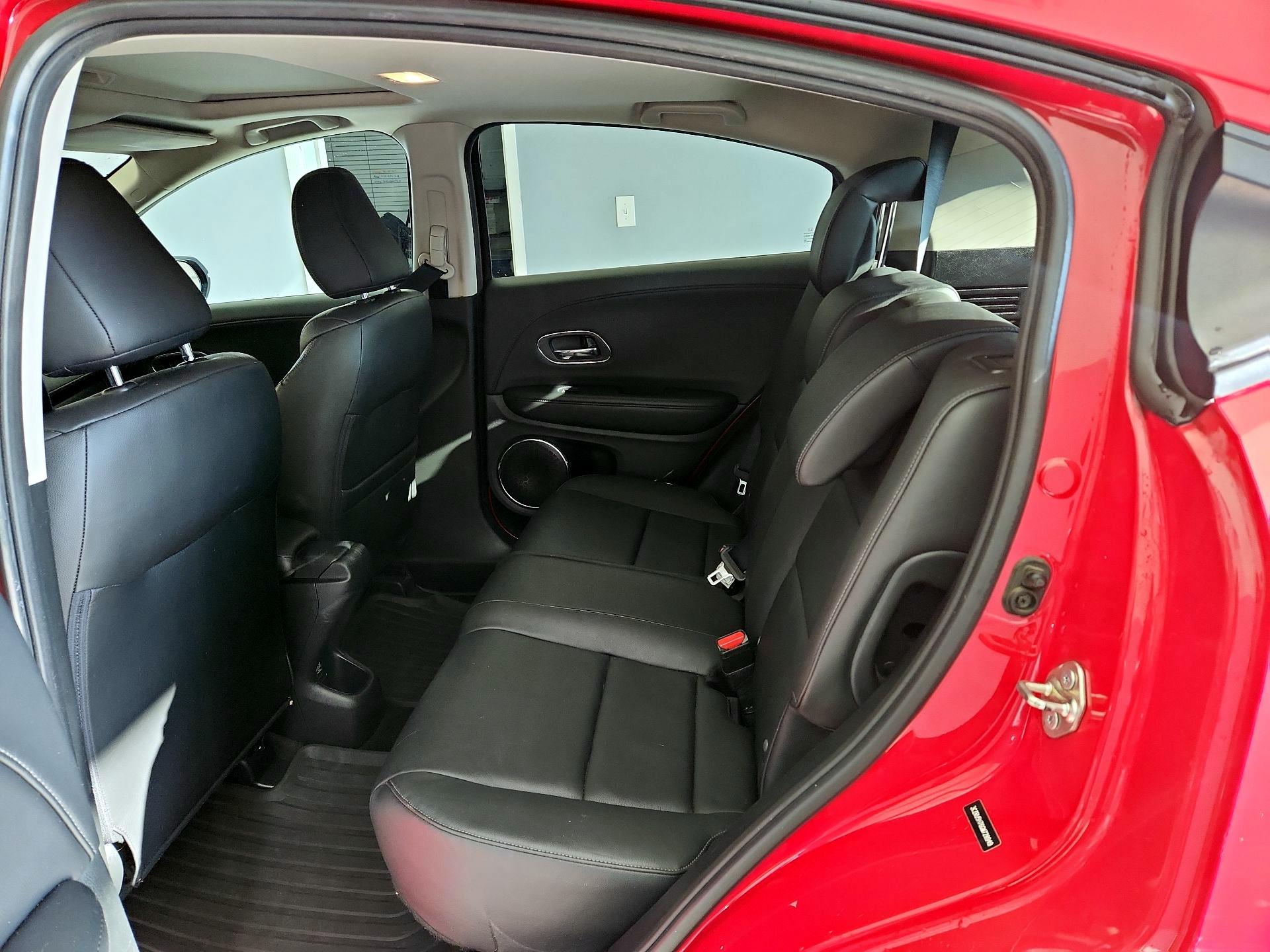 Thumbnail: 2016 Honda HR-V - 20