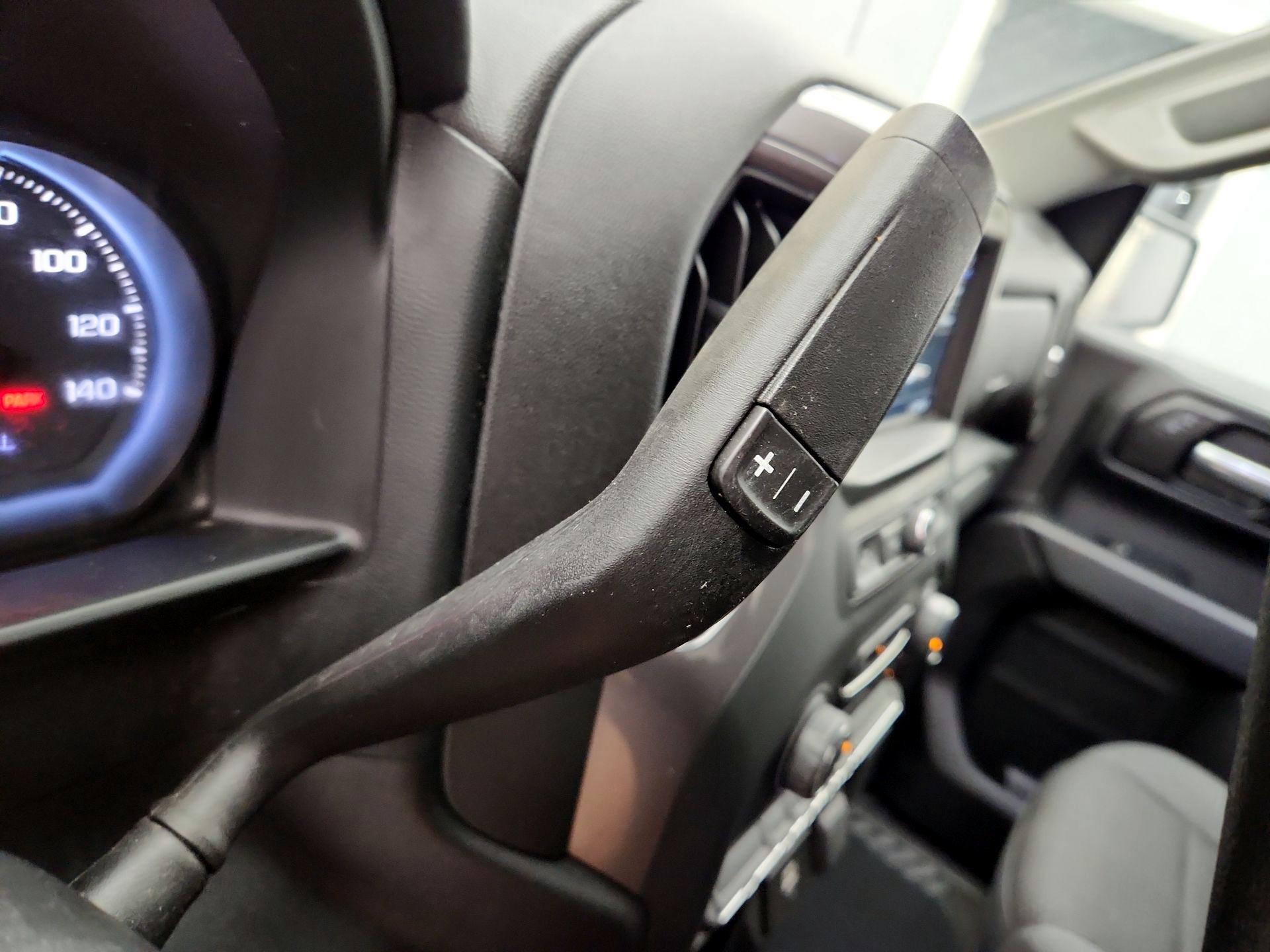Thumbnail: 2019 Chevrolet Silverado 1500 - 17