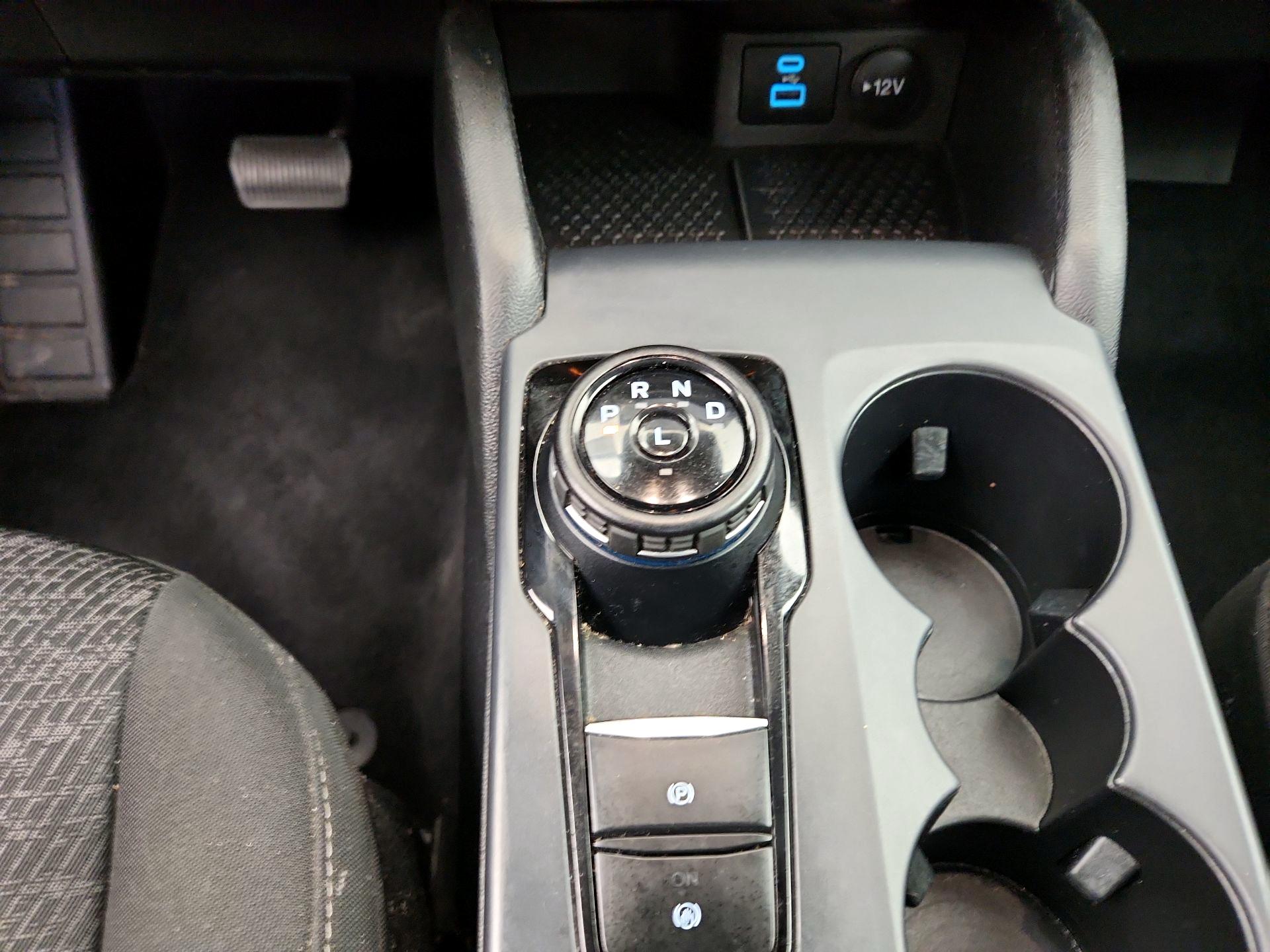 Thumbnail: 2022 Ford Bronco Sport - 17