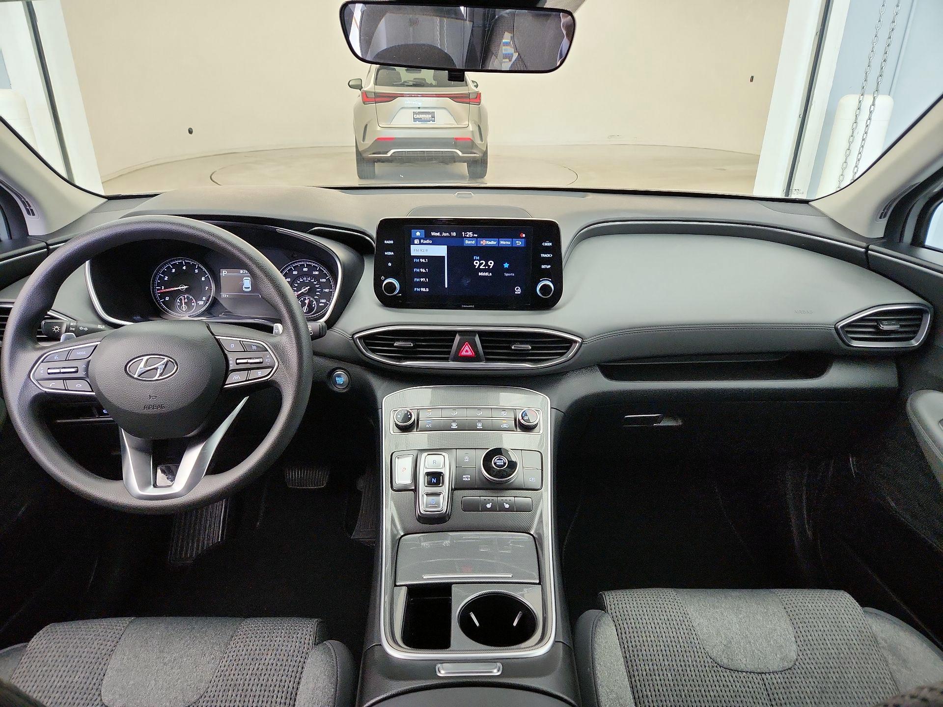 Thumbnail: 2022 Hyundai Santa Fe - 9