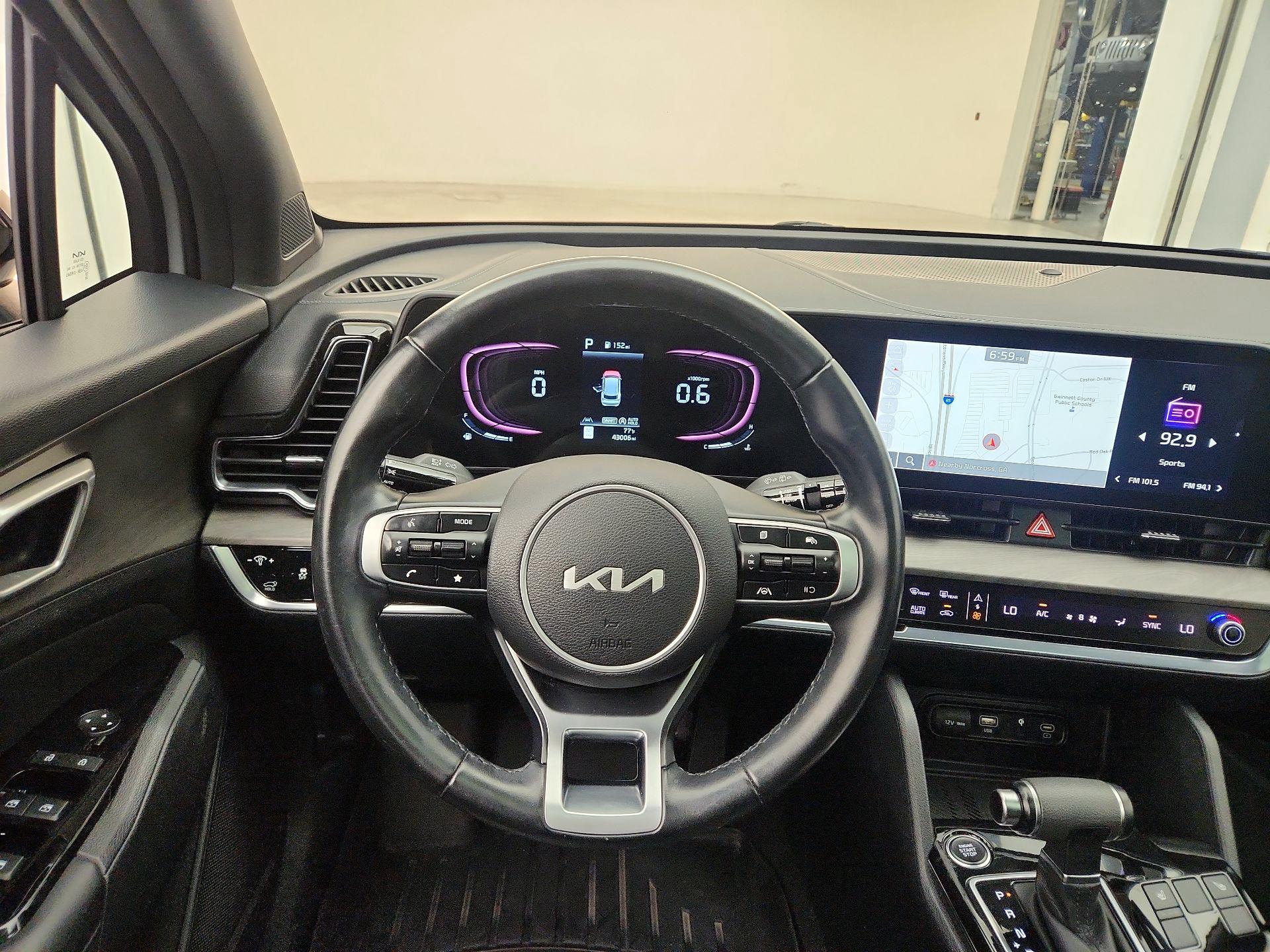 Thumbnail: 2023 Kia Sportage - 10