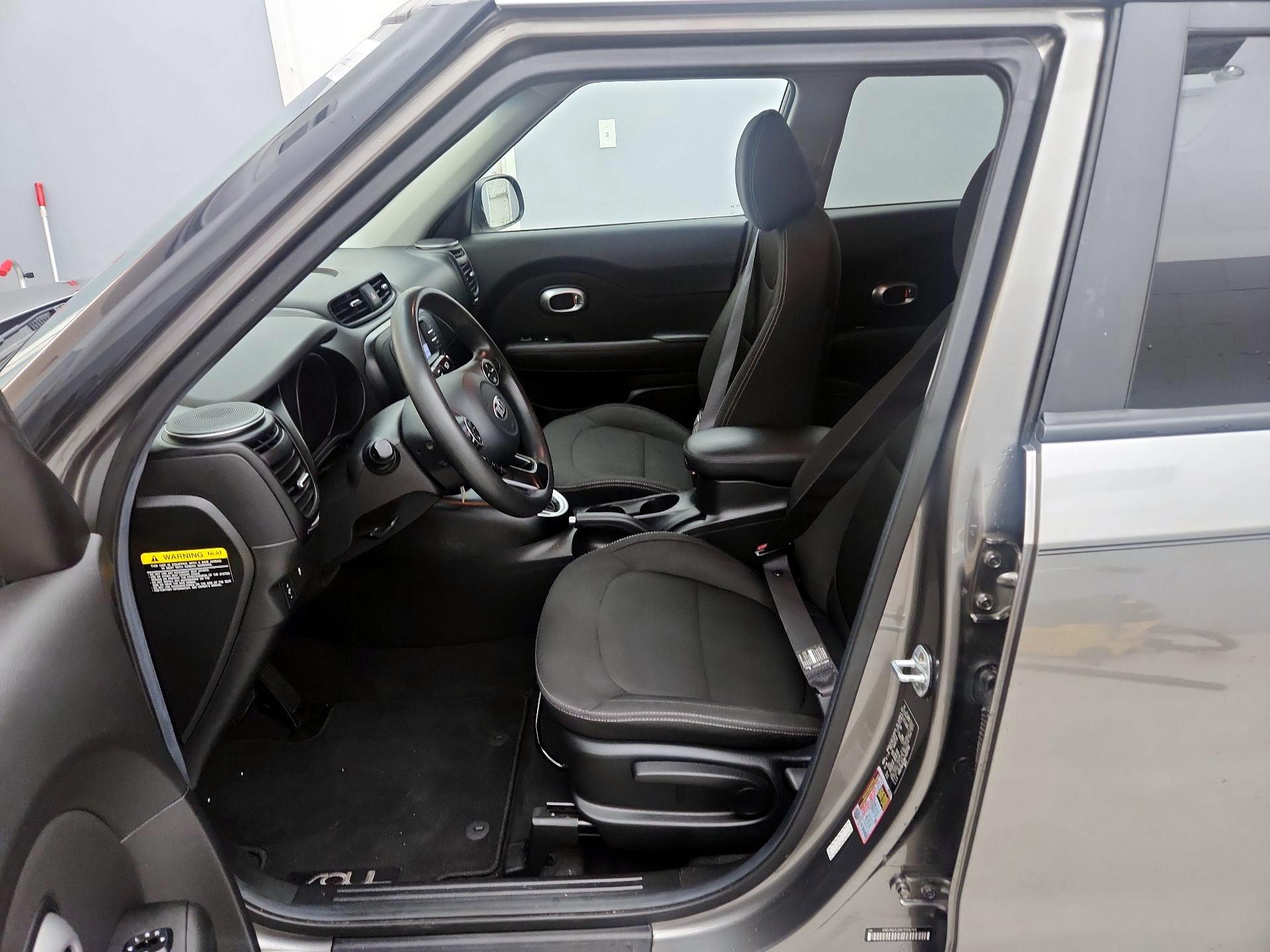 Thumbnail: 2019 Kia Soul - 11