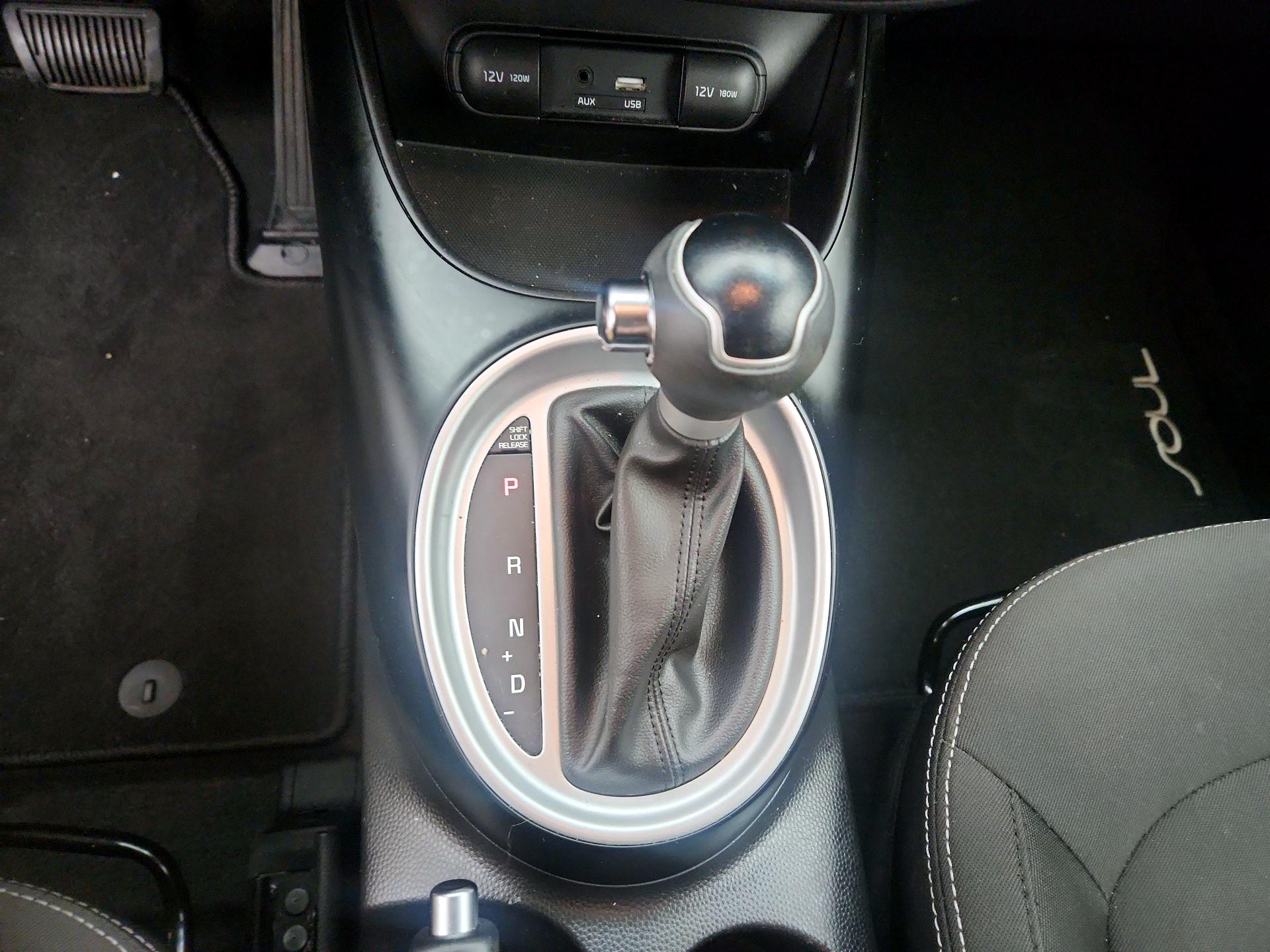 Thumbnail: 2019 Kia Soul - 17