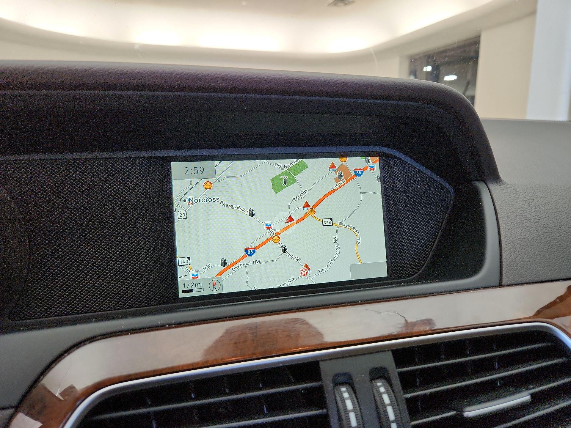 Thumbnail: 2014 Mercedes-Benz C-Class - 14