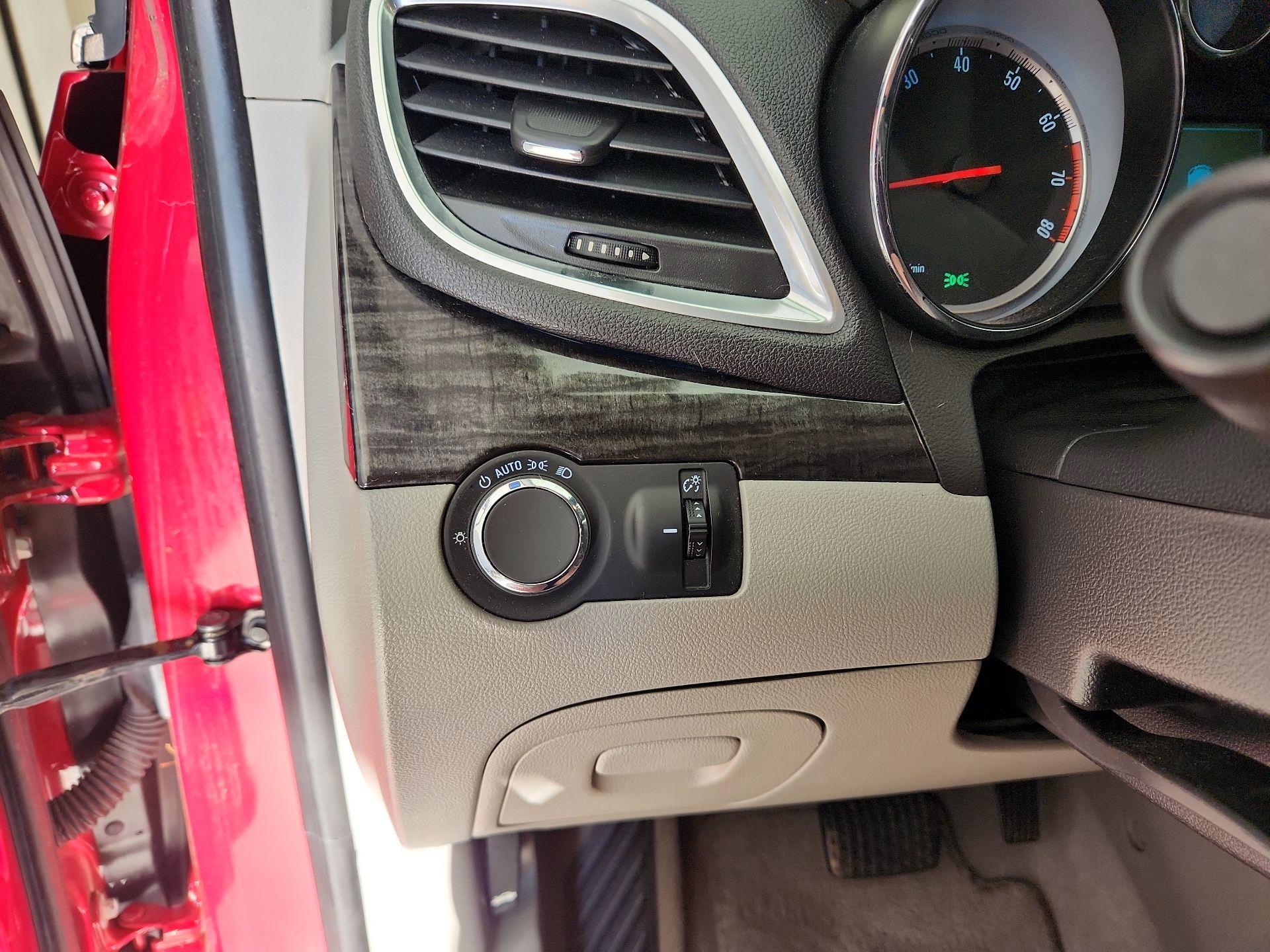 Thumbnail: 2015 Buick Encore - 13
