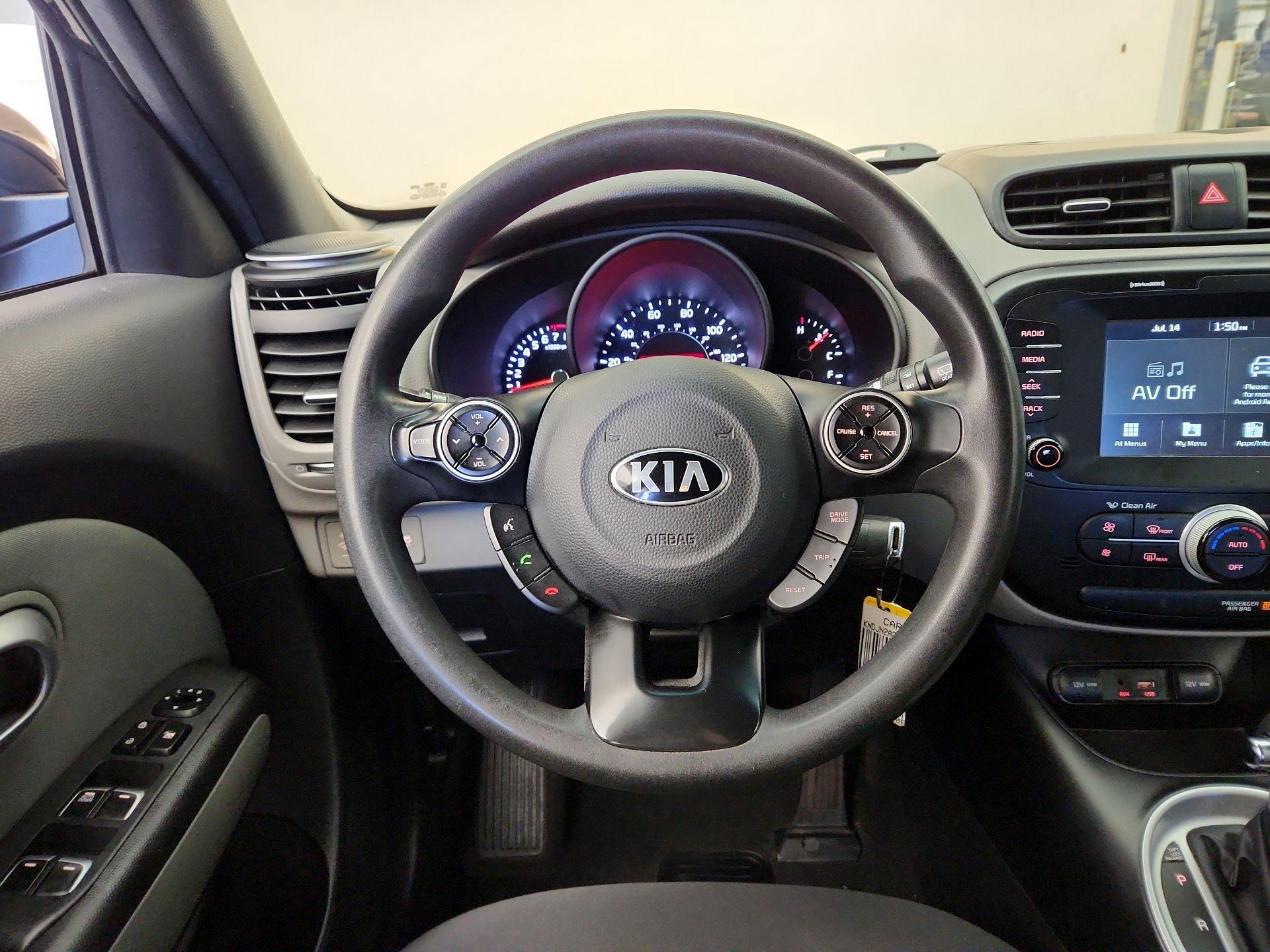 Thumbnail: 2019 Kia Soul - 10