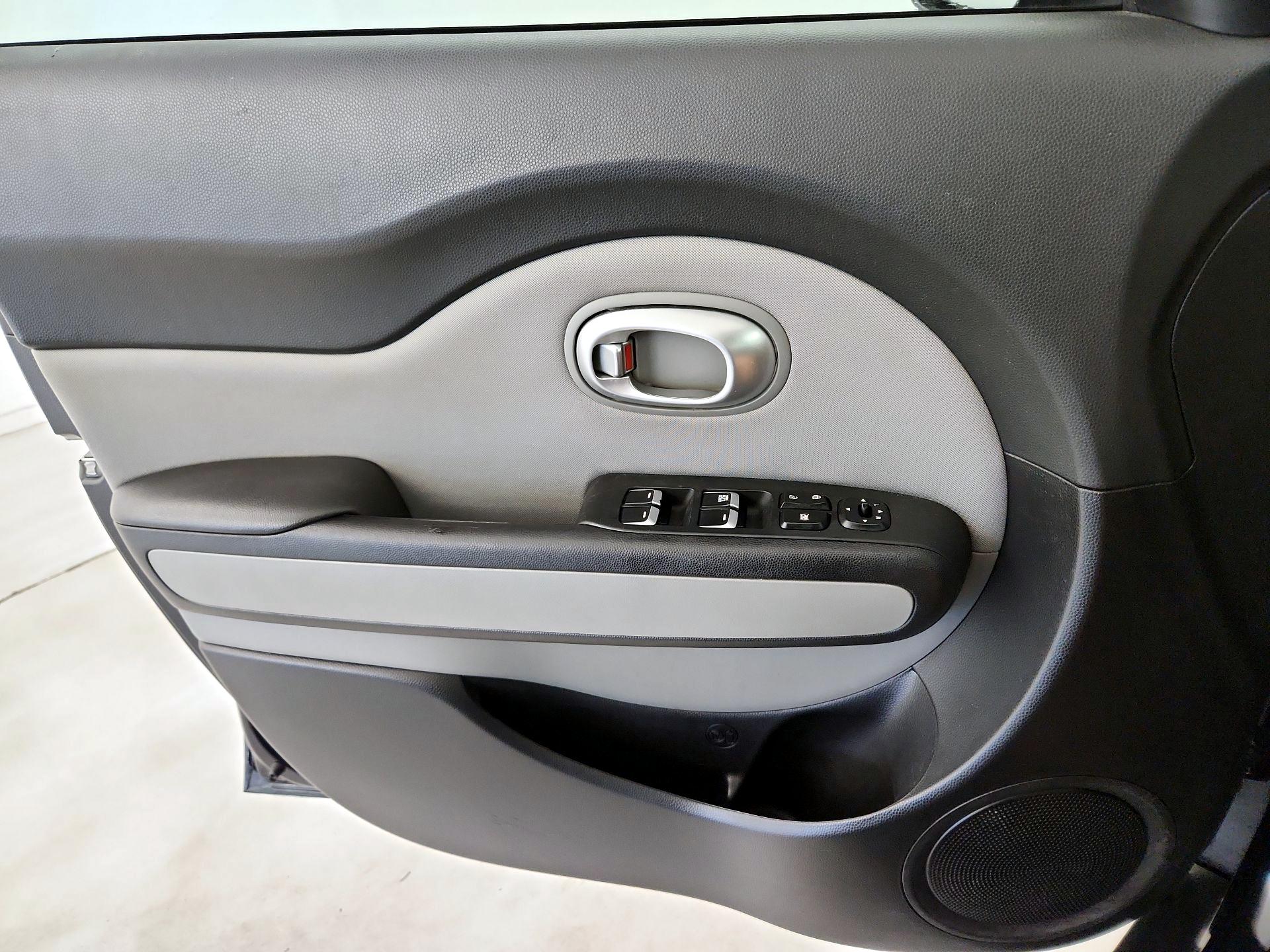Thumbnail: 2019 Kia Soul - 12