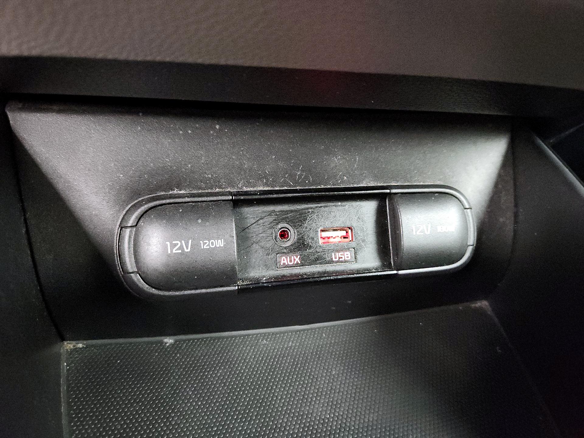 Thumbnail: 2019 Kia Soul - 18