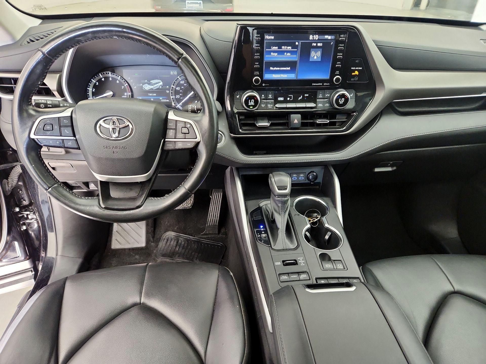 Thumbnail: 2022 Toyota Highlander - 9