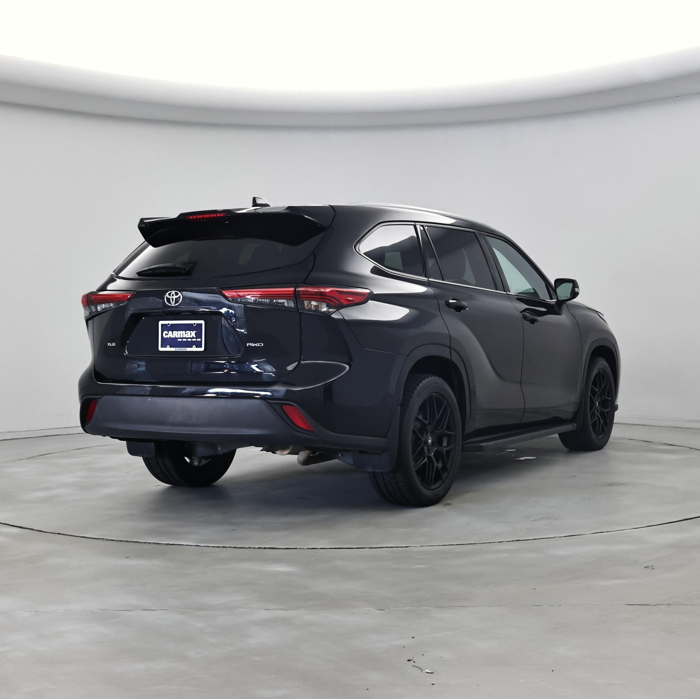 Thumbnail: 2022 Toyota Highlander - 8