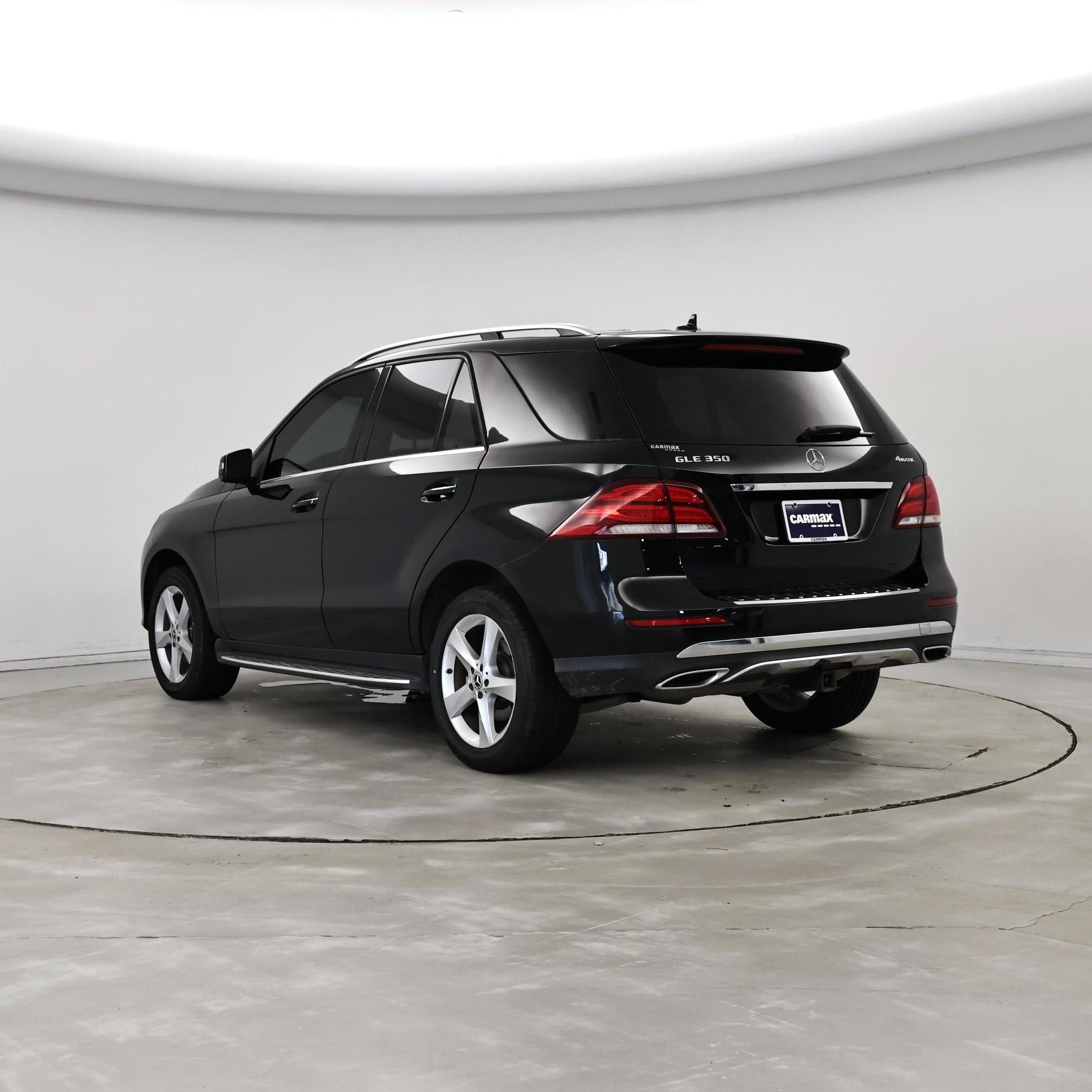 Thumbnail: 2017 Mercedes-Benz GLE - 2