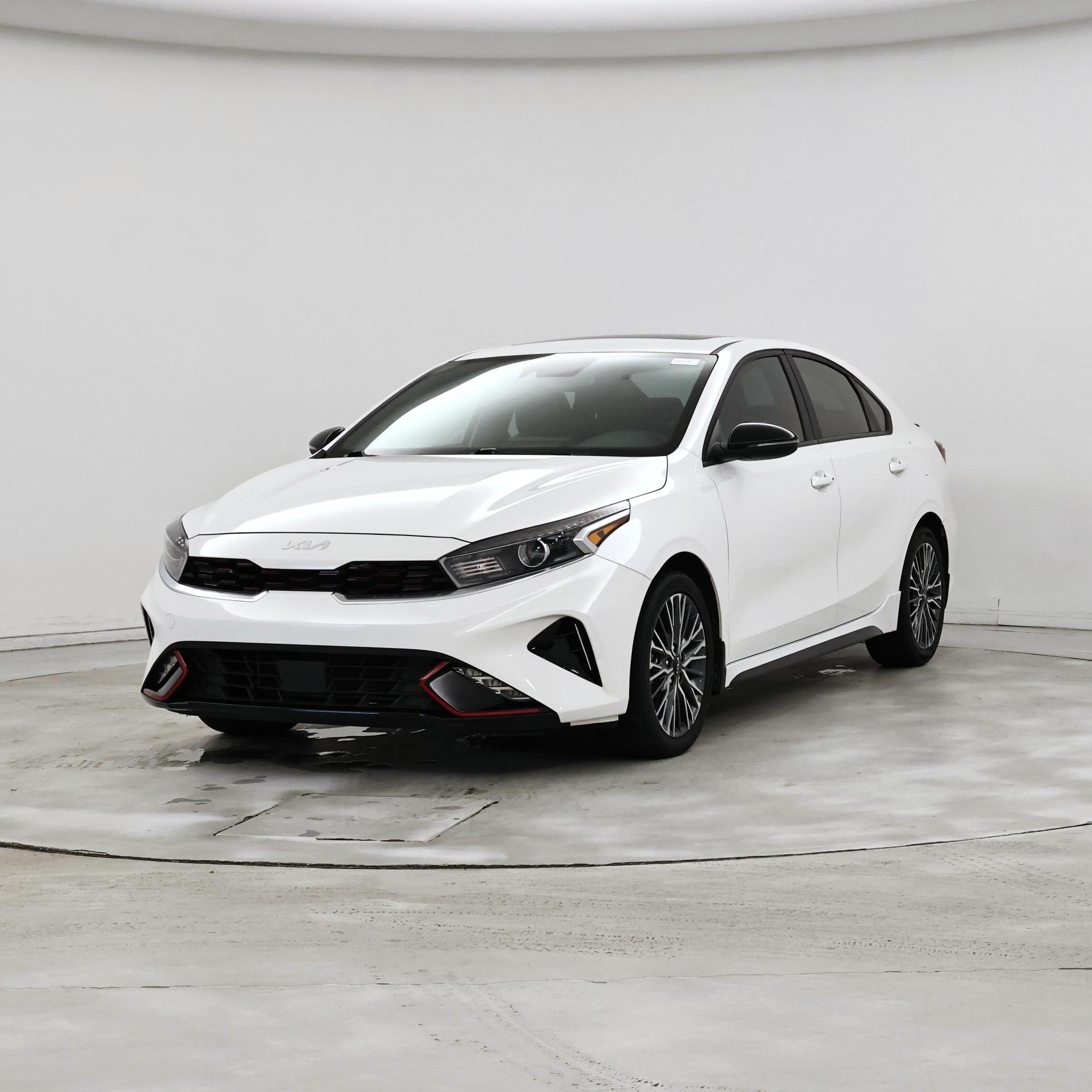 Thumbnail: 2024 Kia Forte - 4