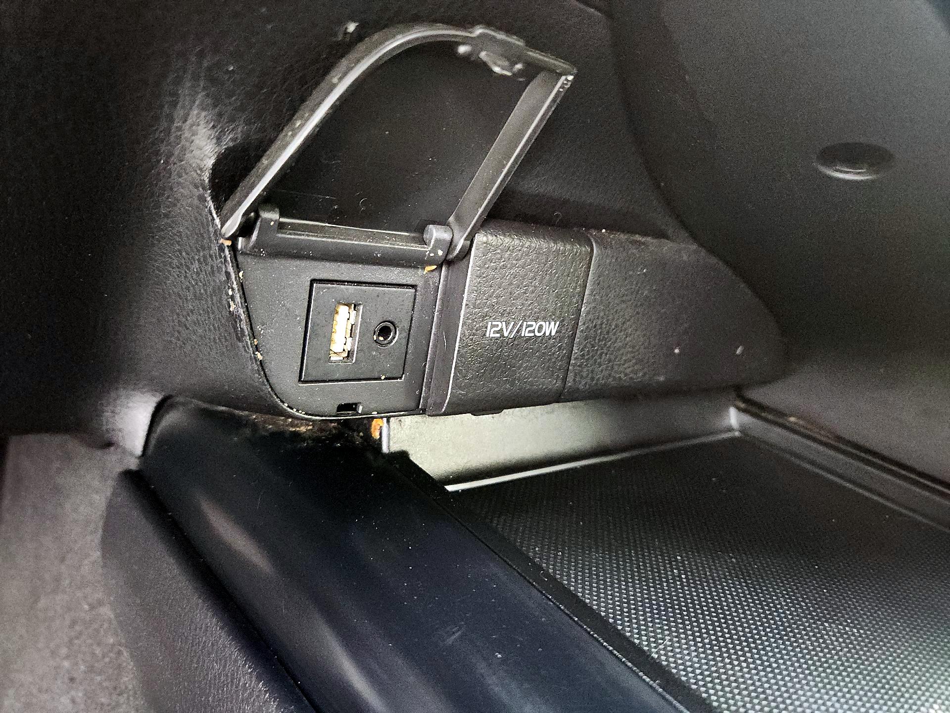 Thumbnail: 2018 Toyota Camry - 18