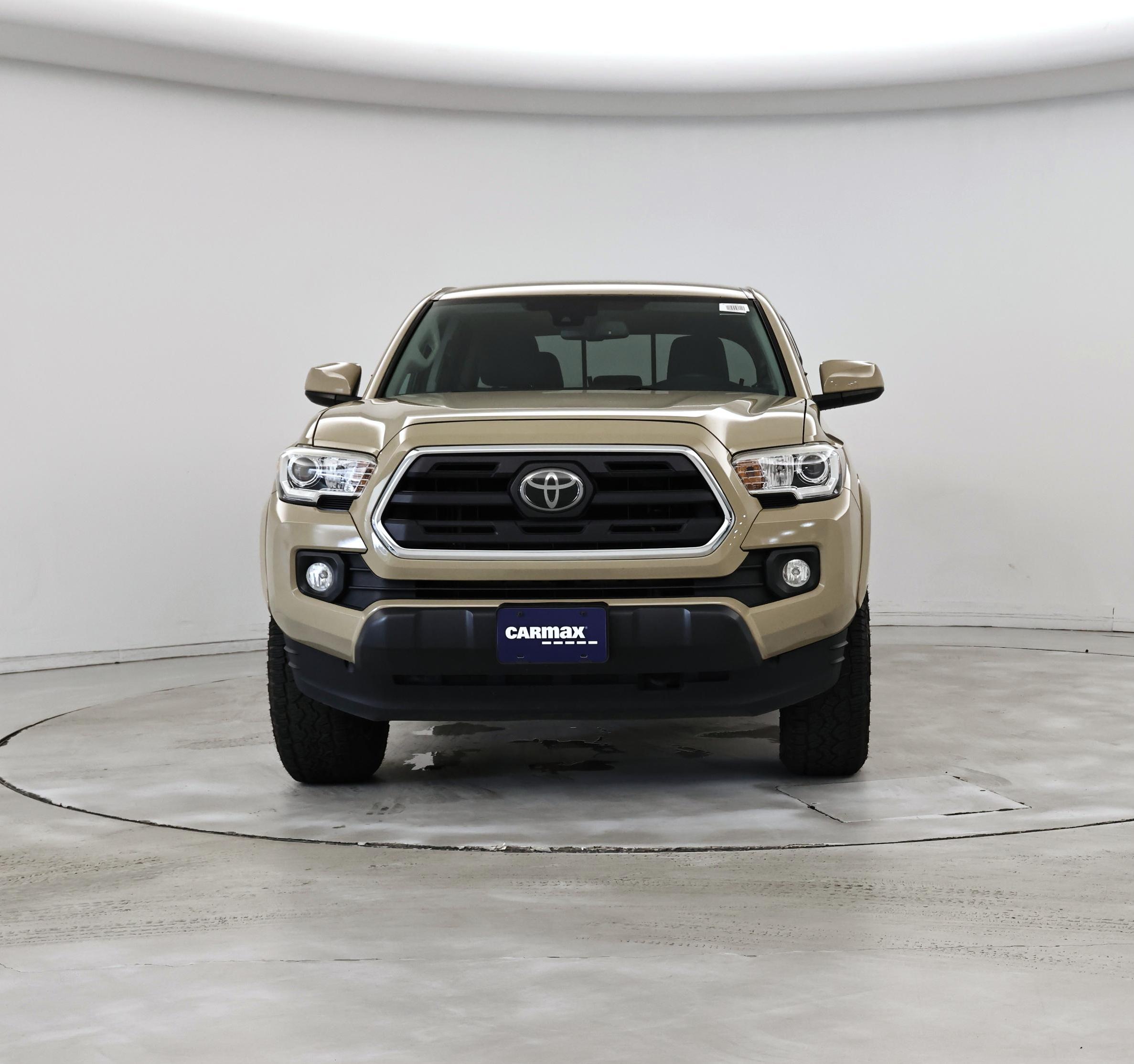 Thumbnail: 2018 Toyota Tacoma - 5