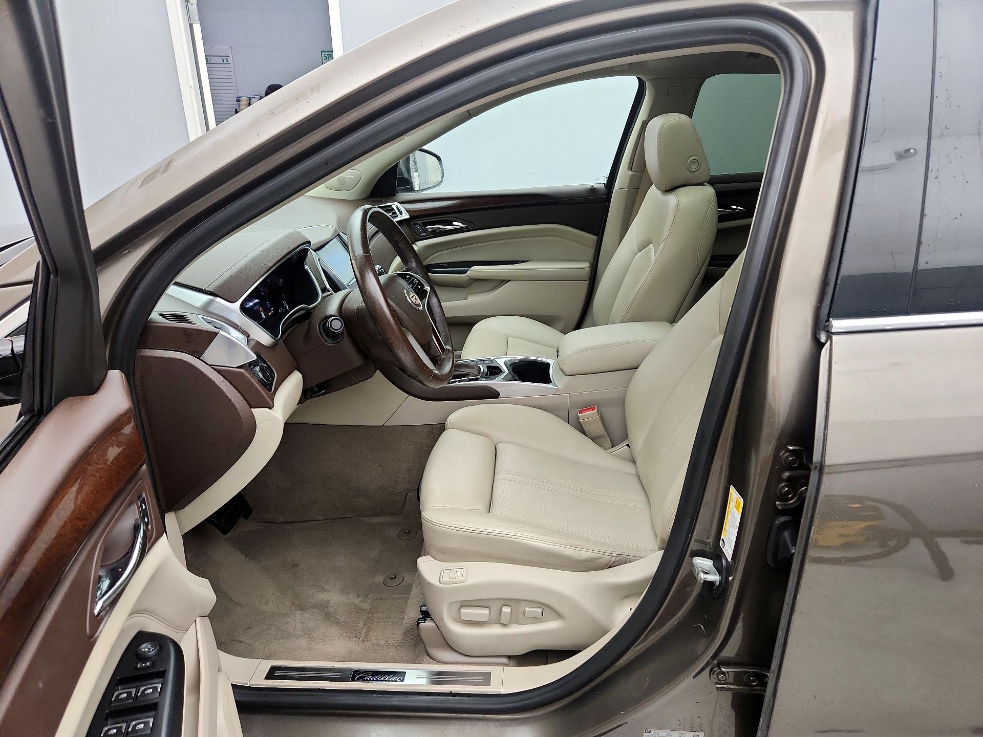 Thumbnail: 2014 Cadillac SRX - 11
