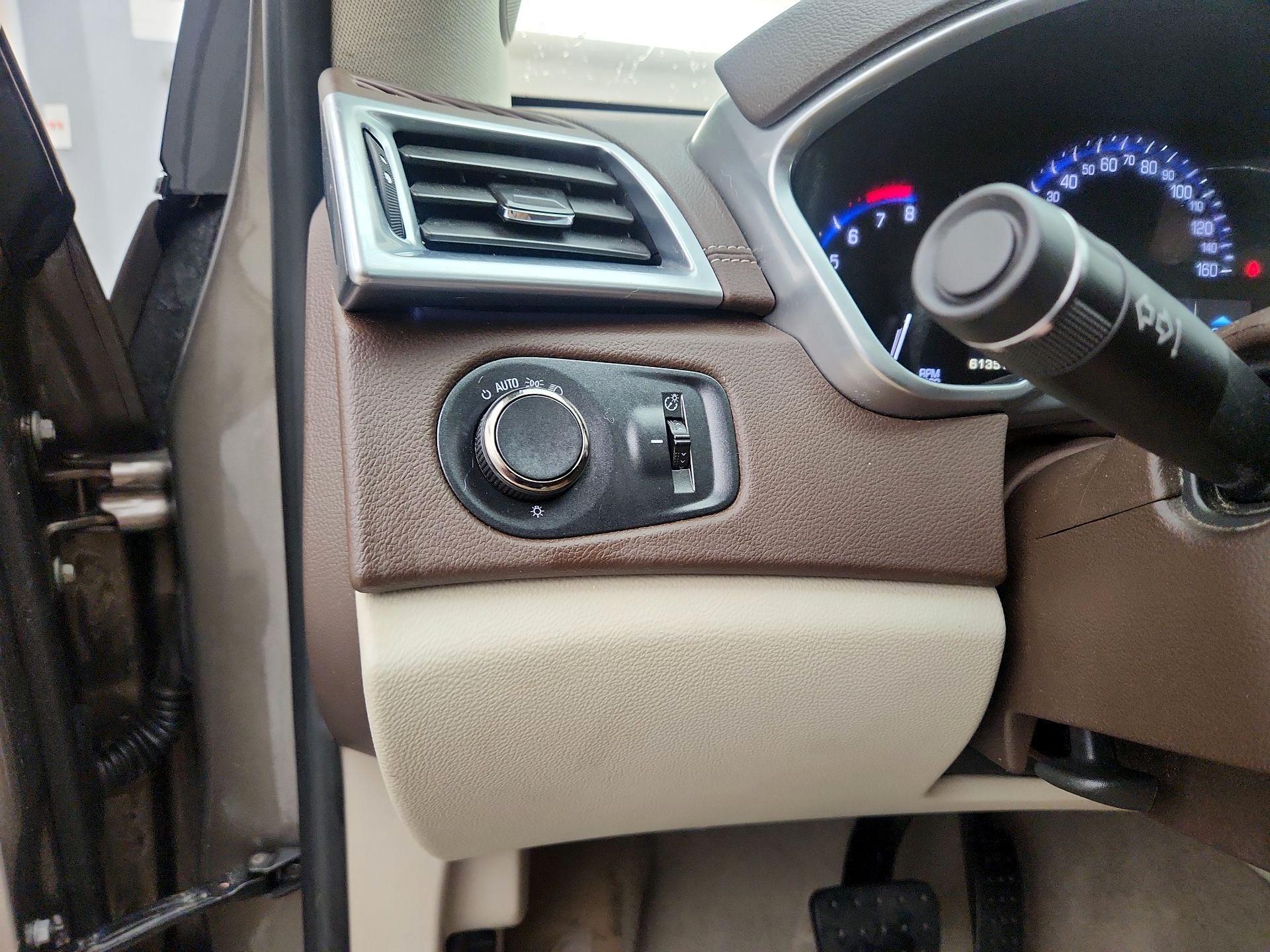 Thumbnail: 2014 Cadillac SRX - 13
