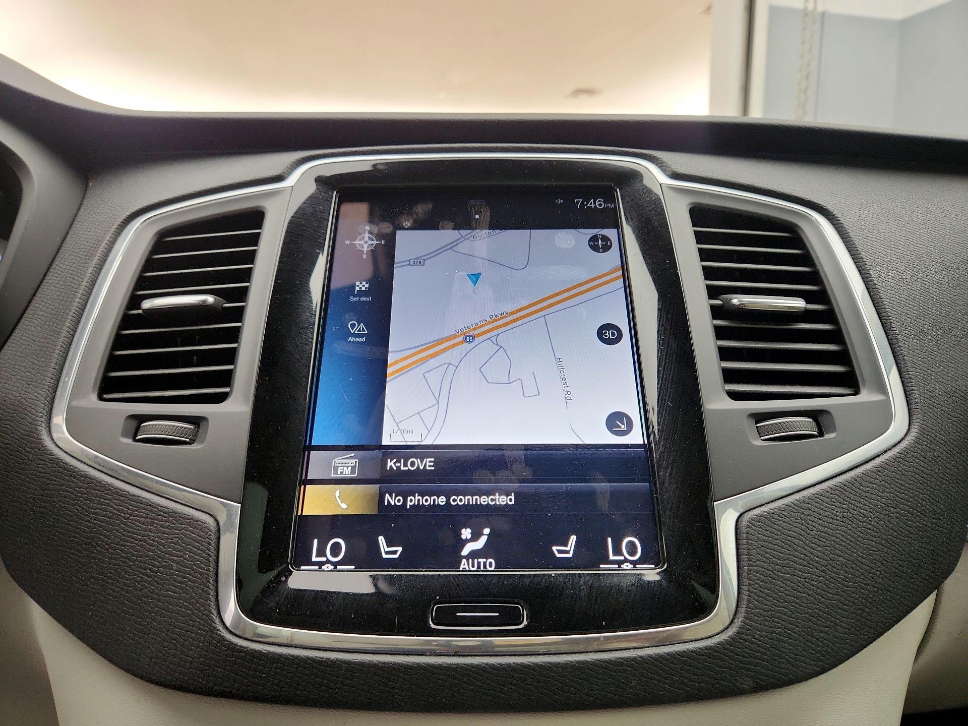 Thumbnail: 2020 Volvo XC90 - 14