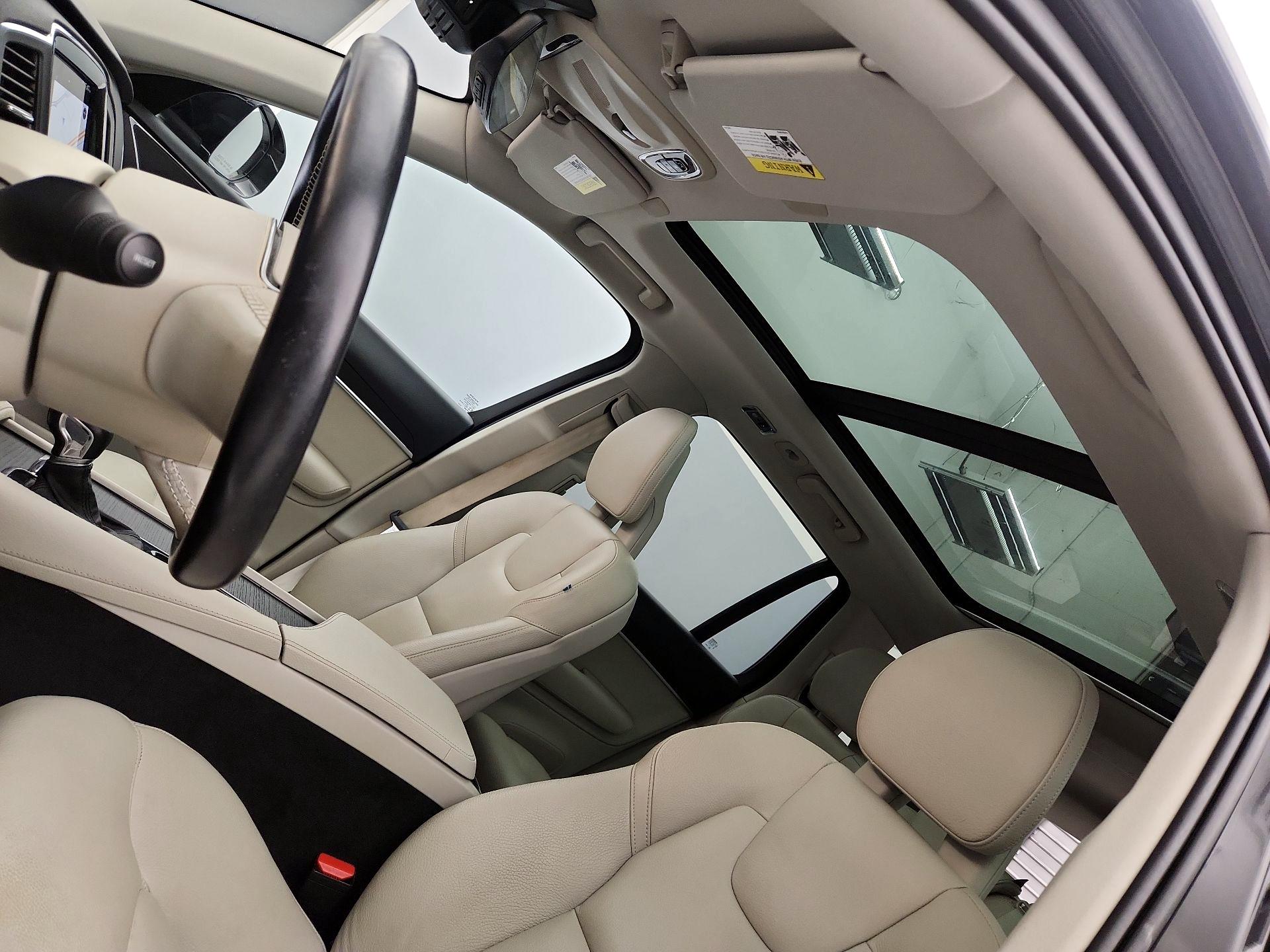 Thumbnail: 2020 Volvo XC90 - 20