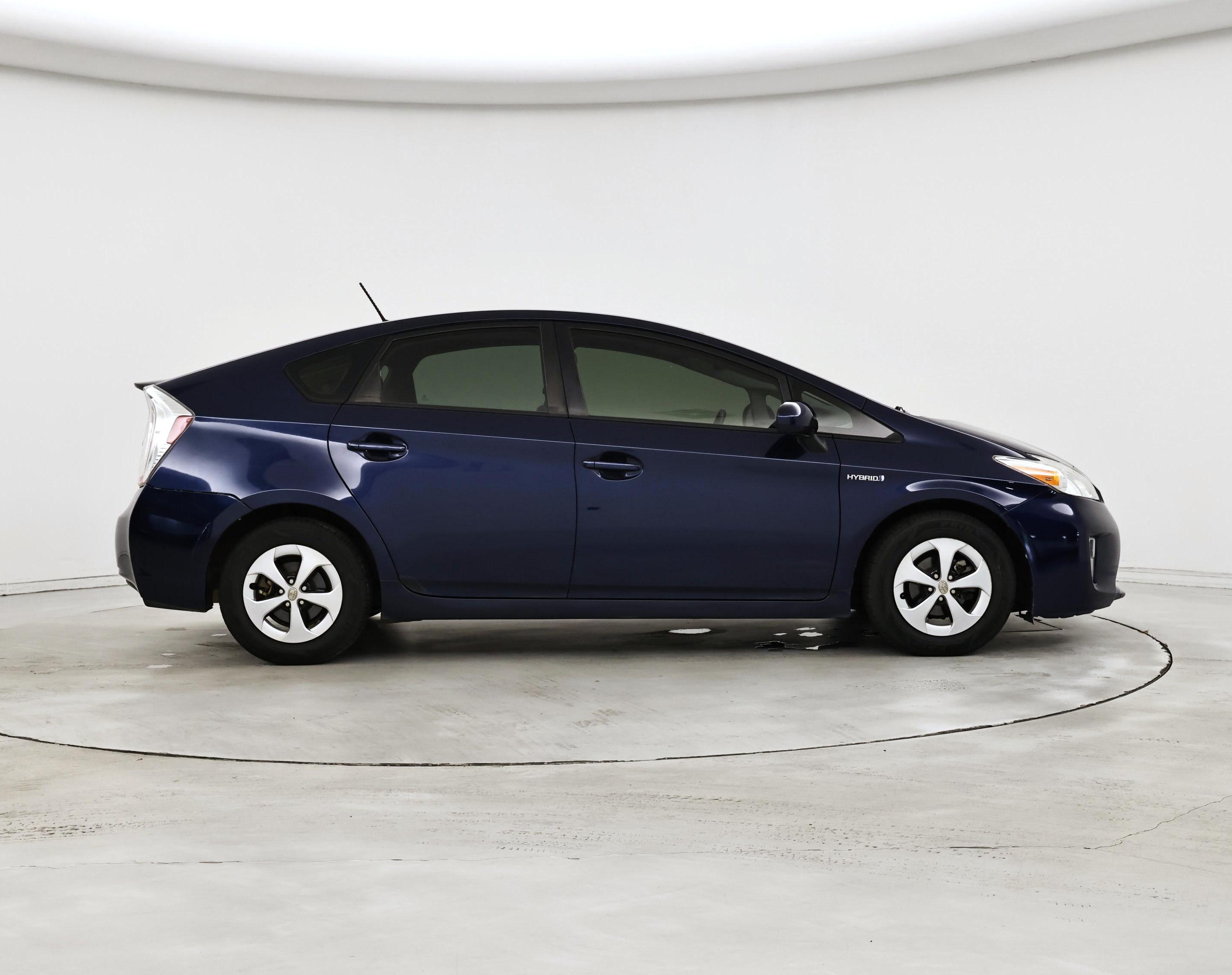 Thumbnail: 2014 Toyota Prius - 7