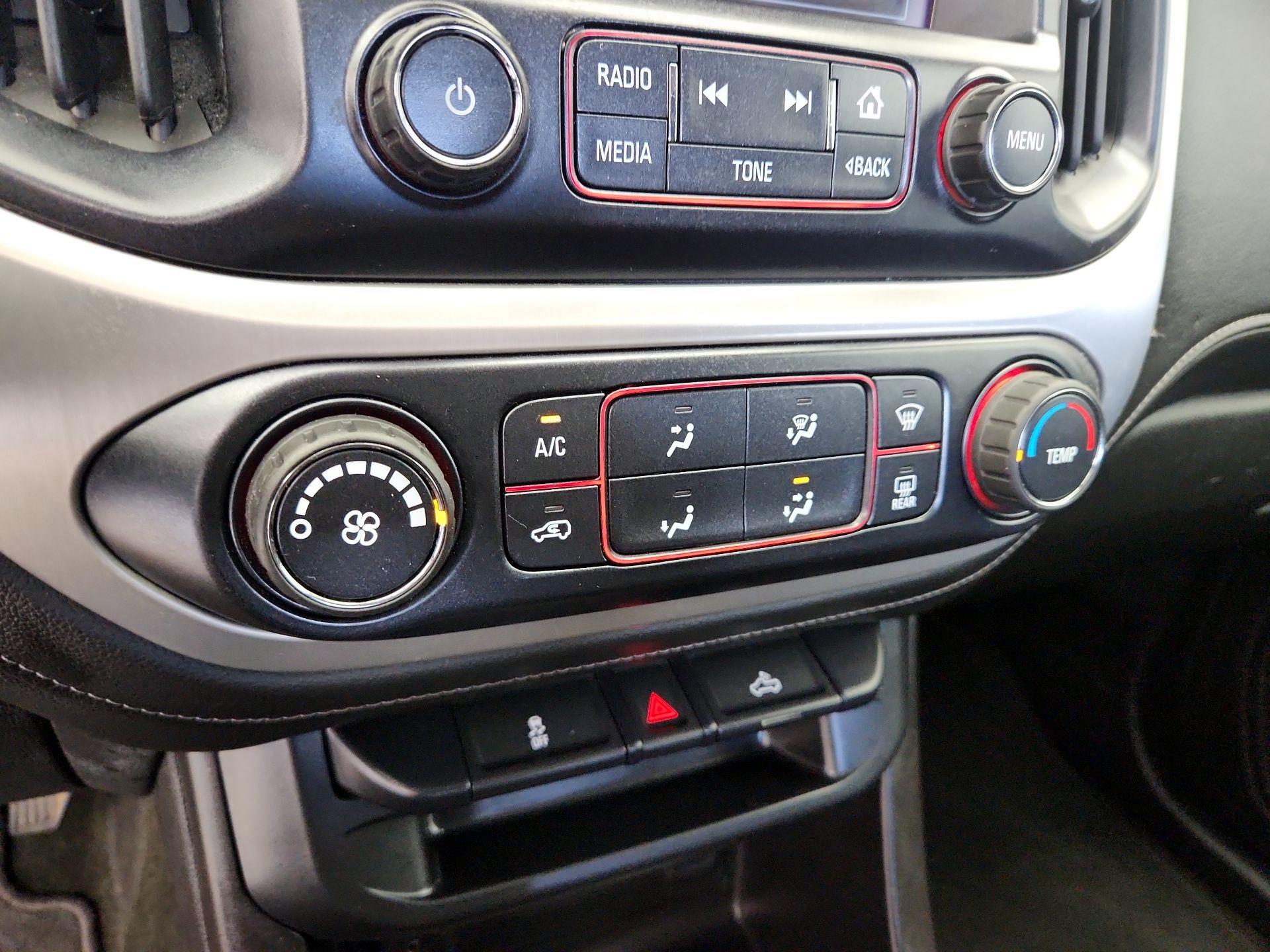 Thumbnail: 2016 GMC Canyon - 16