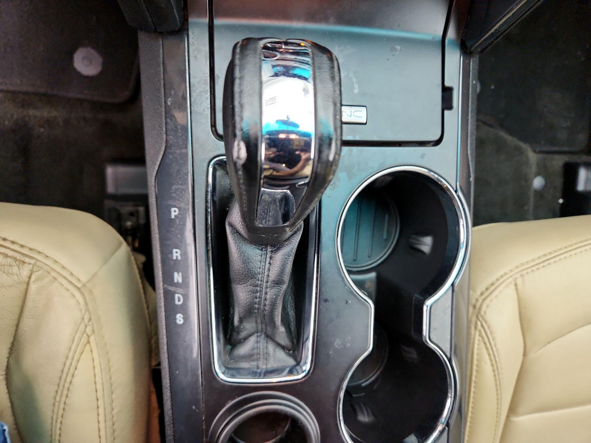 Thumbnail: 2017 Ford Explorer - 18