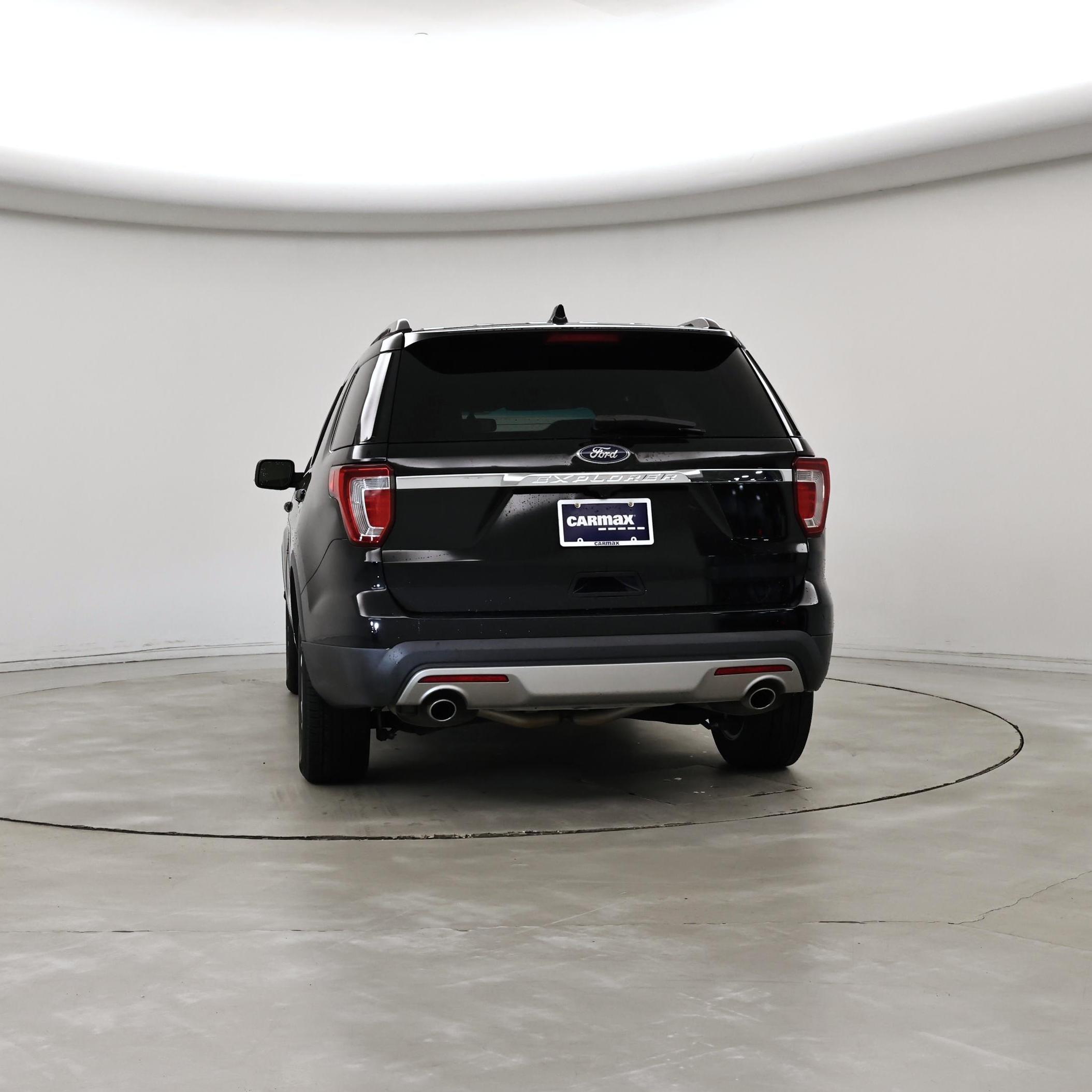 Thumbnail: 2017 Ford Explorer - 6