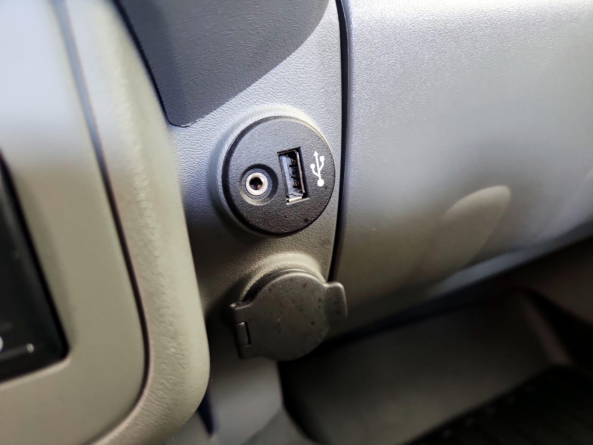 Thumbnail: 2019 Nissan Frontier - 18