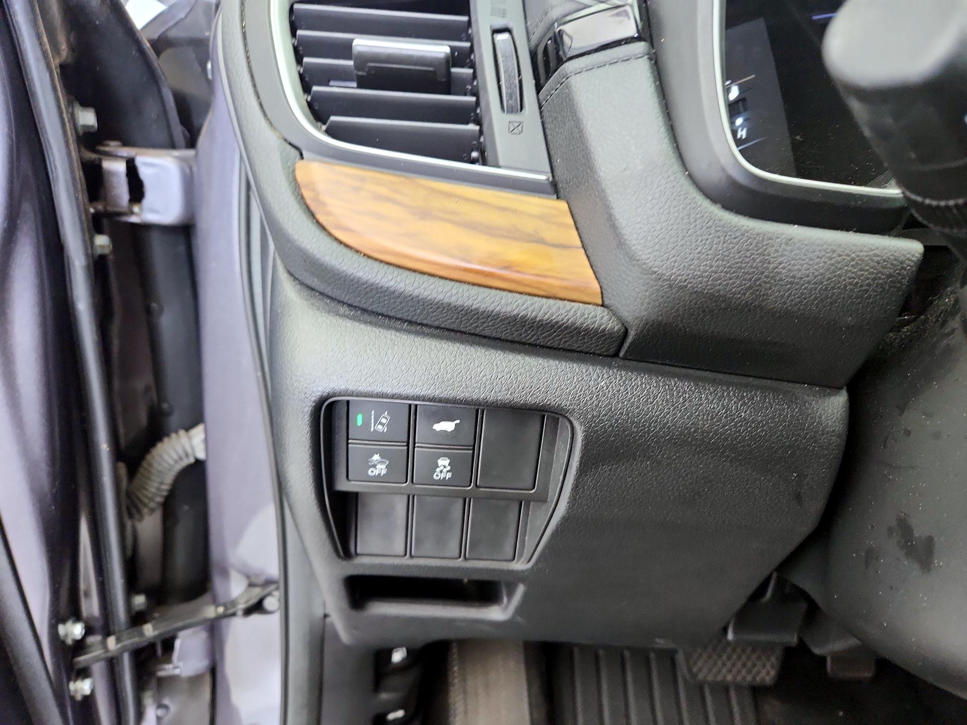 Thumbnail: 2018 Honda CR-V - 13