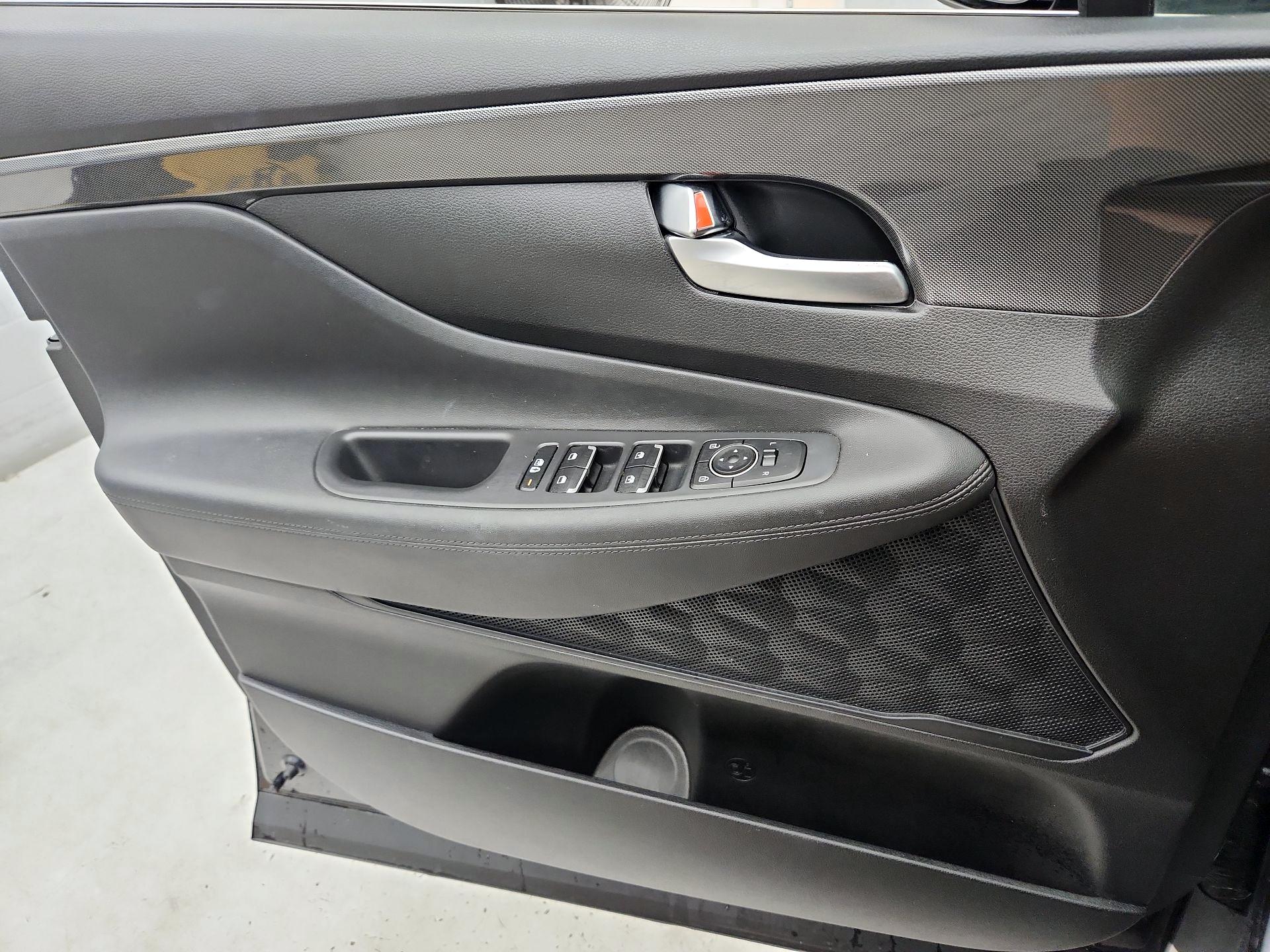 Thumbnail: 2022 Hyundai Santa Fe - 12