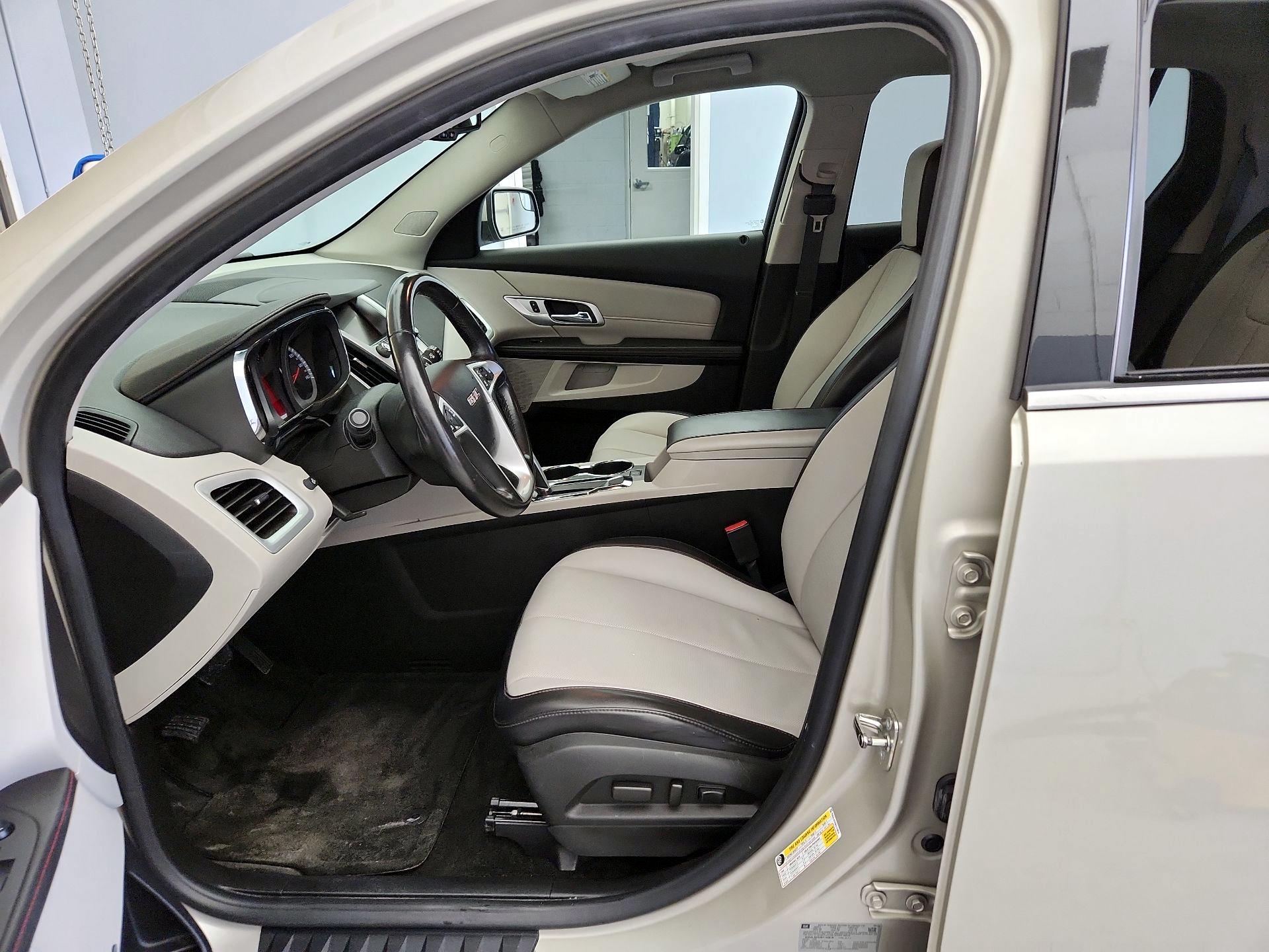 Thumbnail: 2014 GMC Terrain - 11