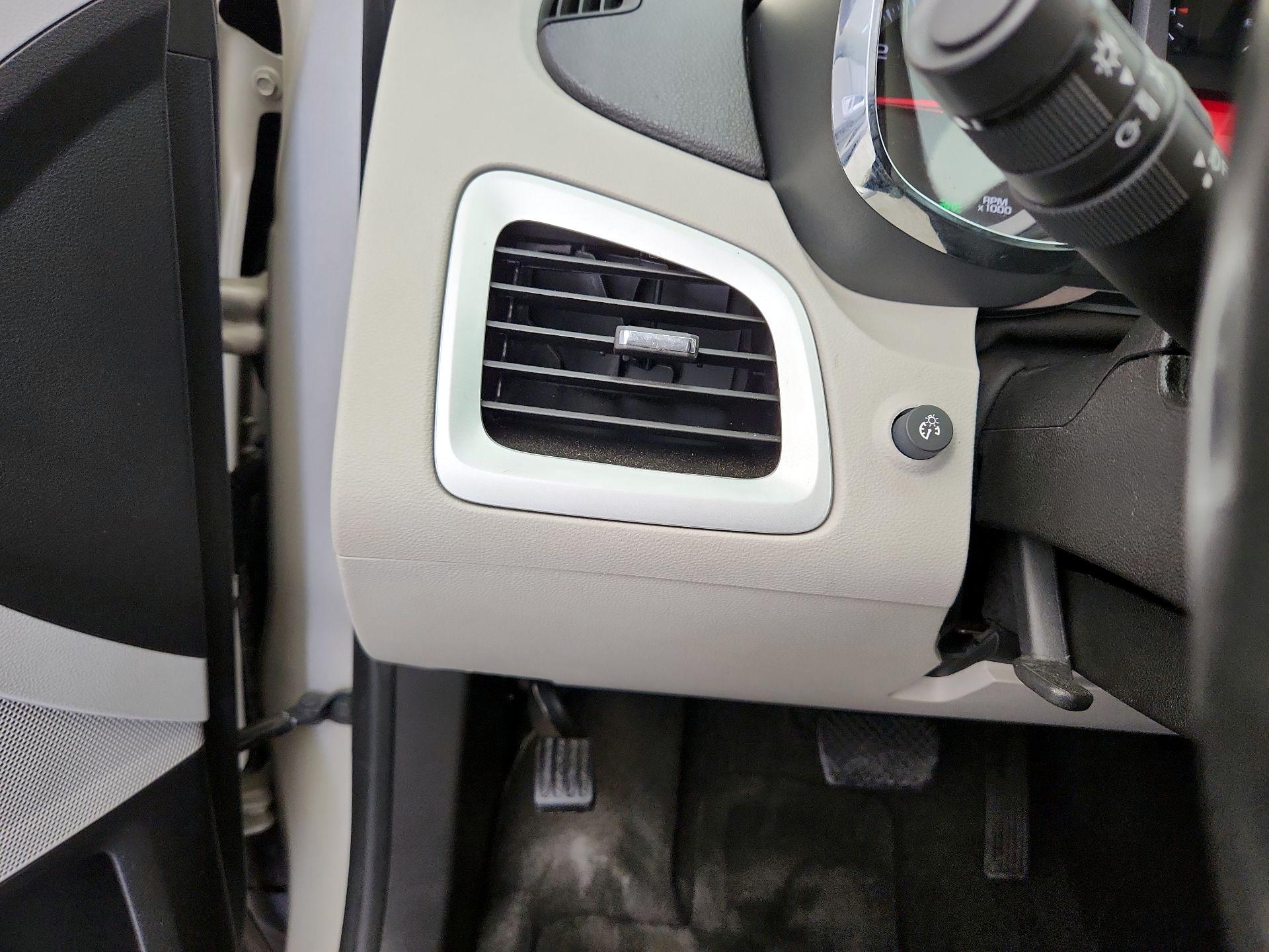Thumbnail: 2014 GMC Terrain - 13