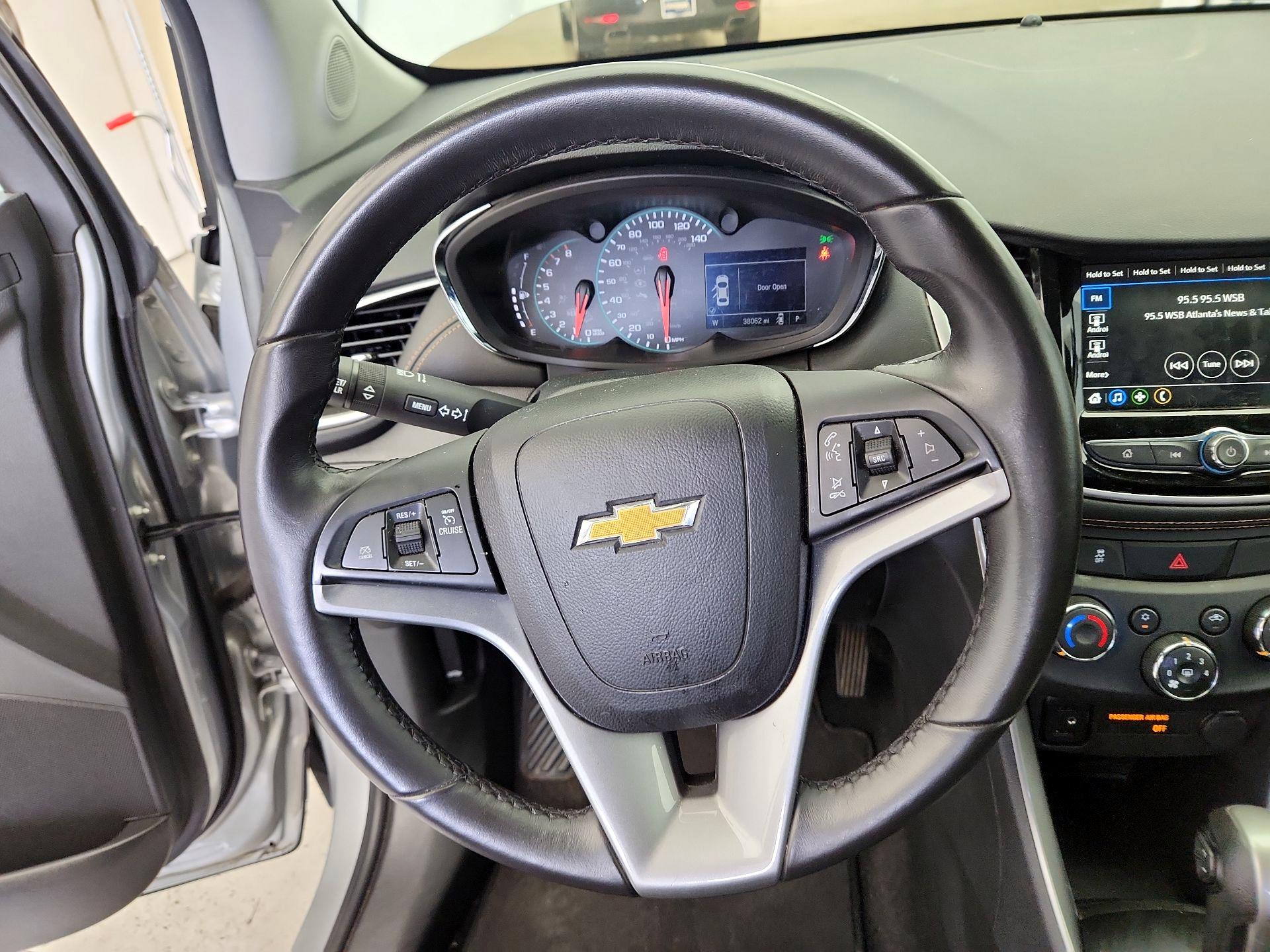 Thumbnail: 2018 Chevrolet Trax - 10