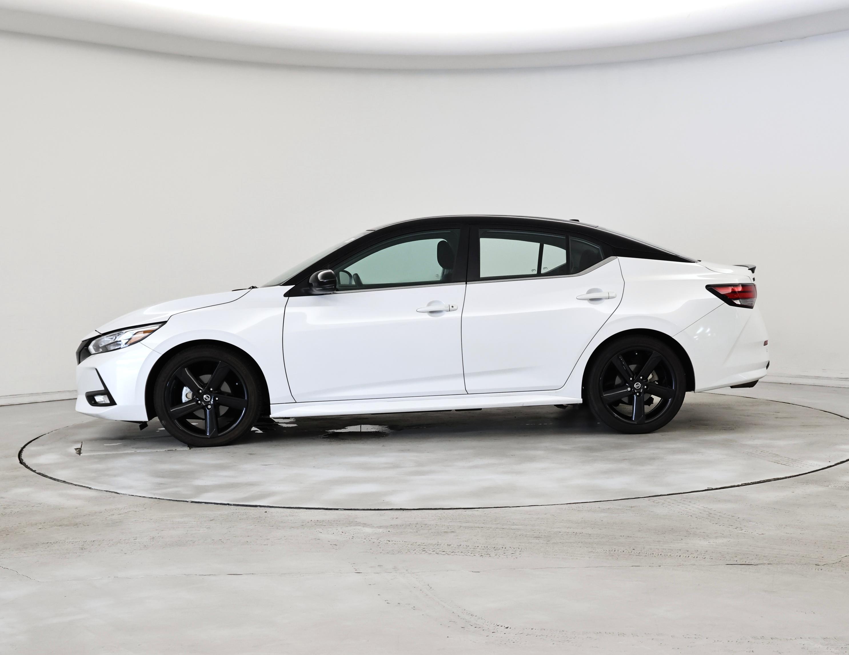 Thumbnail: 2023 Nissan Sentra - 3