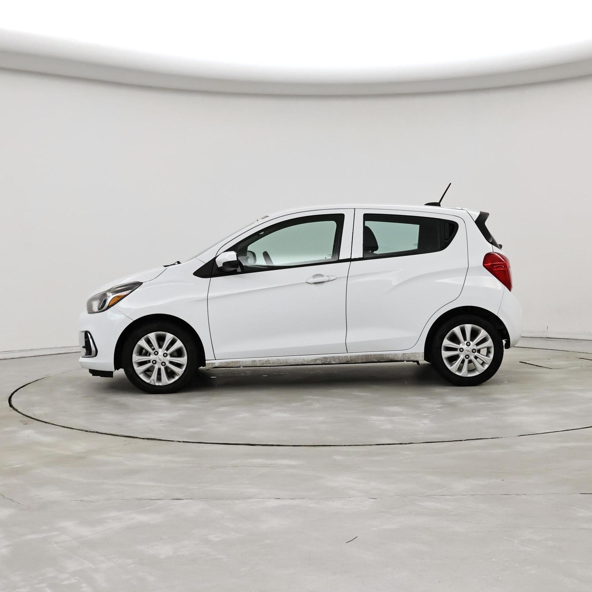 Thumbnail: 2017 Chevrolet Spark - 3