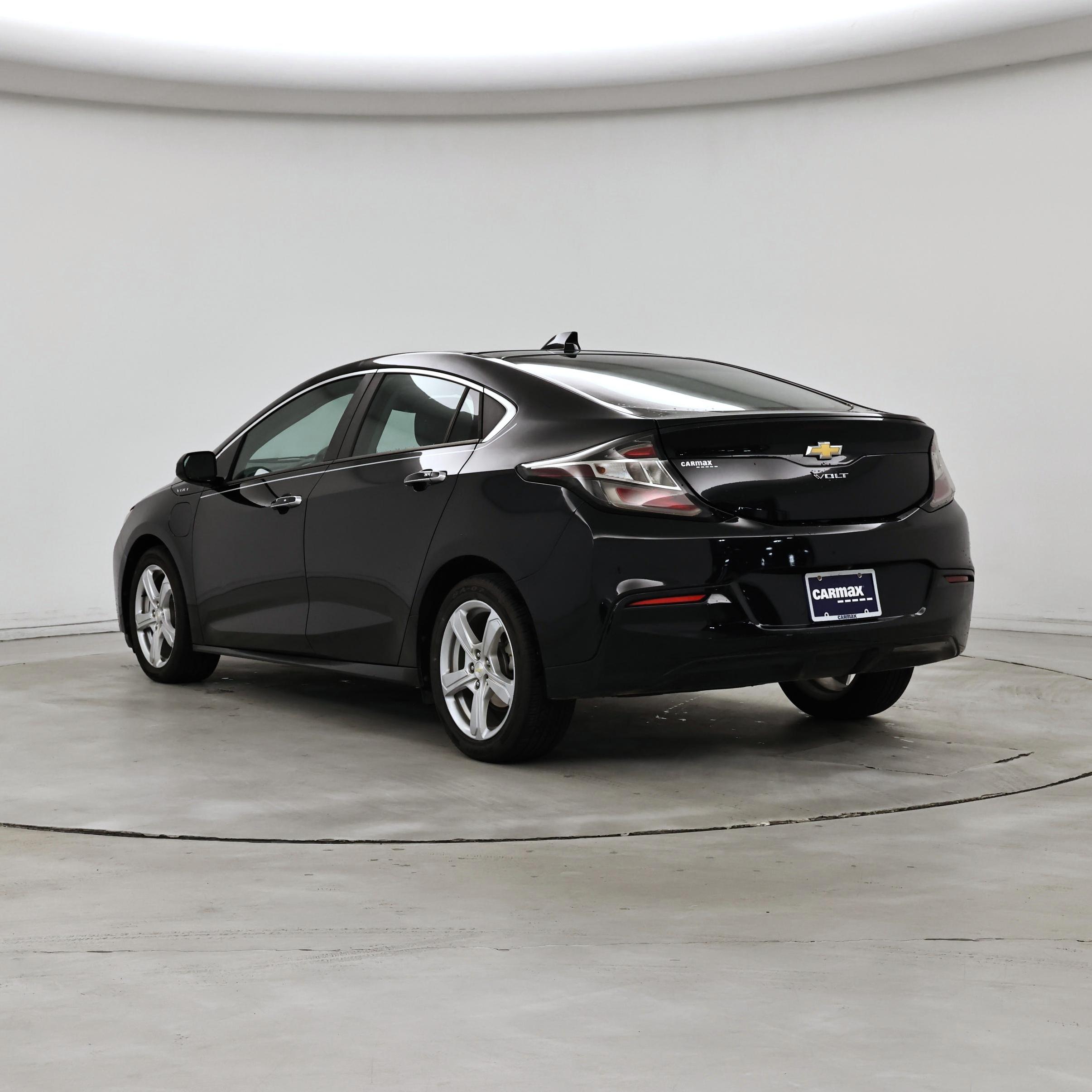 Thumbnail: 2018 Chevrolet Volt - 2