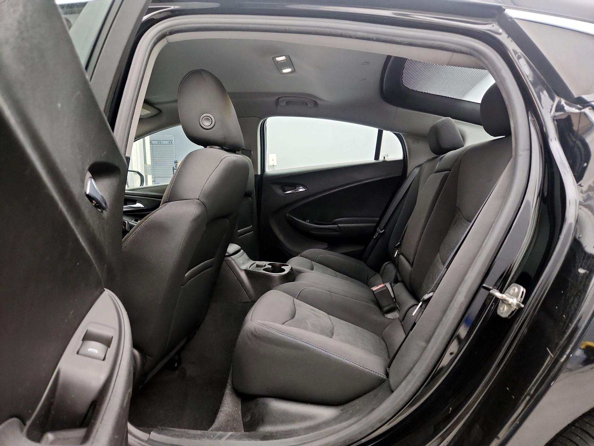 Thumbnail: 2018 Chevrolet Volt - 19
