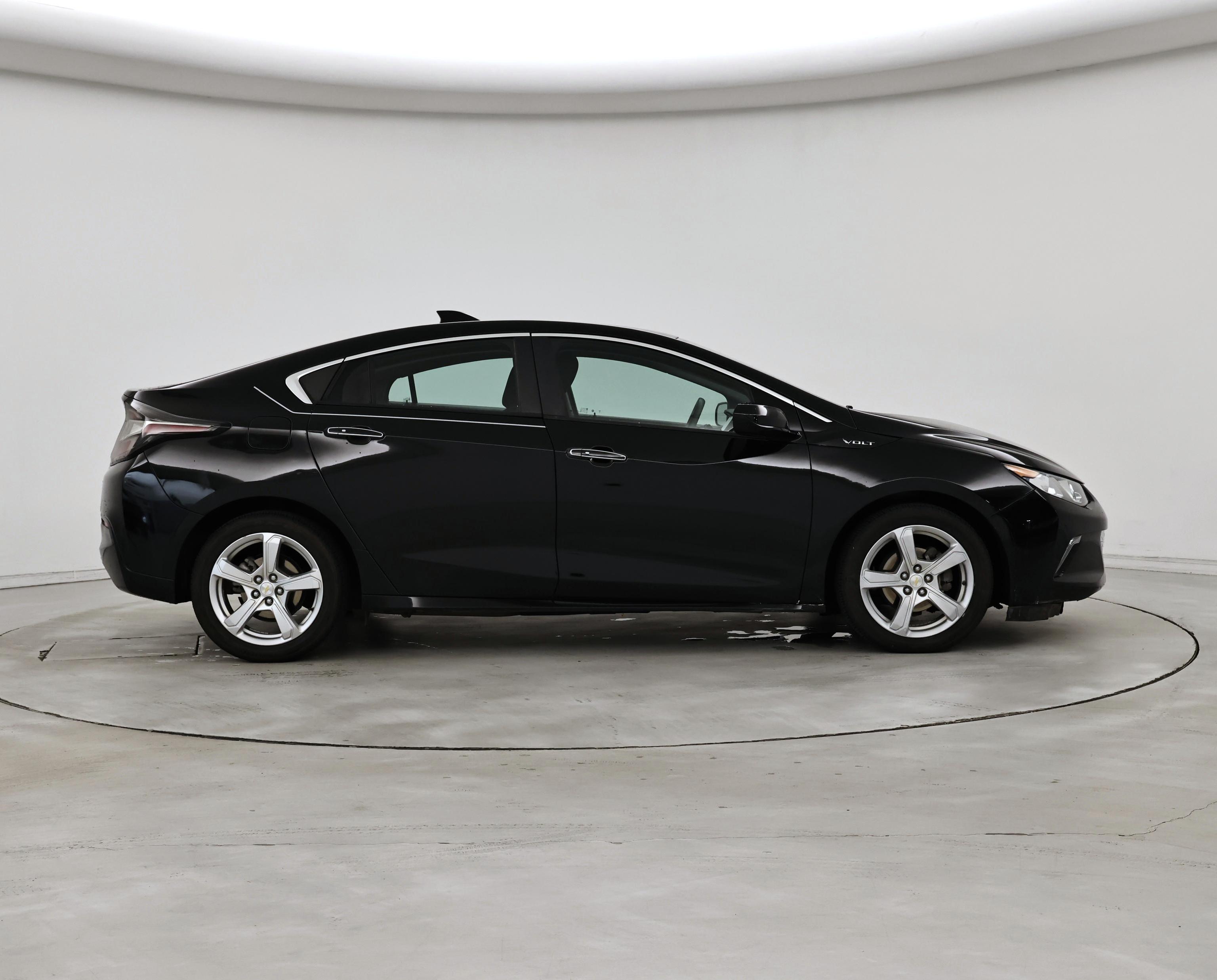 Thumbnail: 2018 Chevrolet Volt - 7