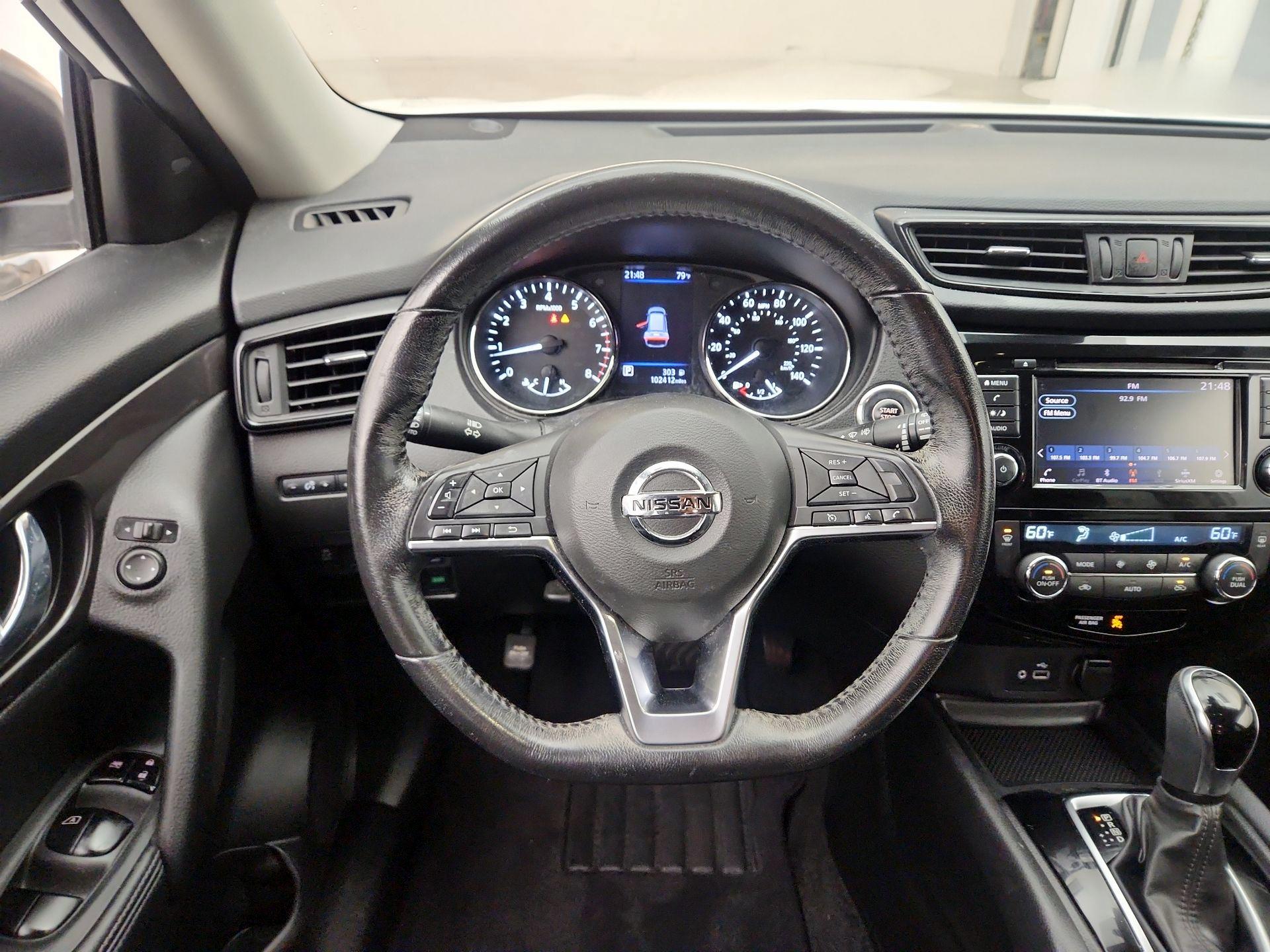 Thumbnail: 2019 Nissan Rogue - 10