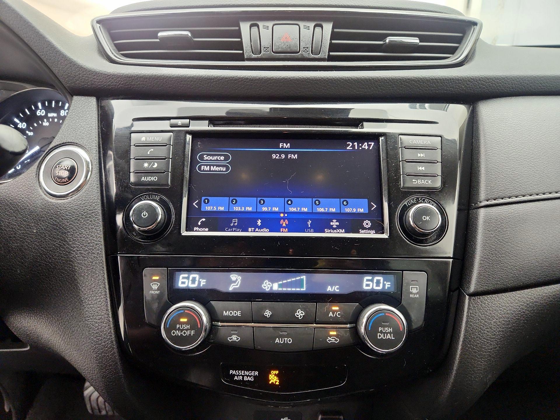 Thumbnail: 2019 Nissan Rogue - 15