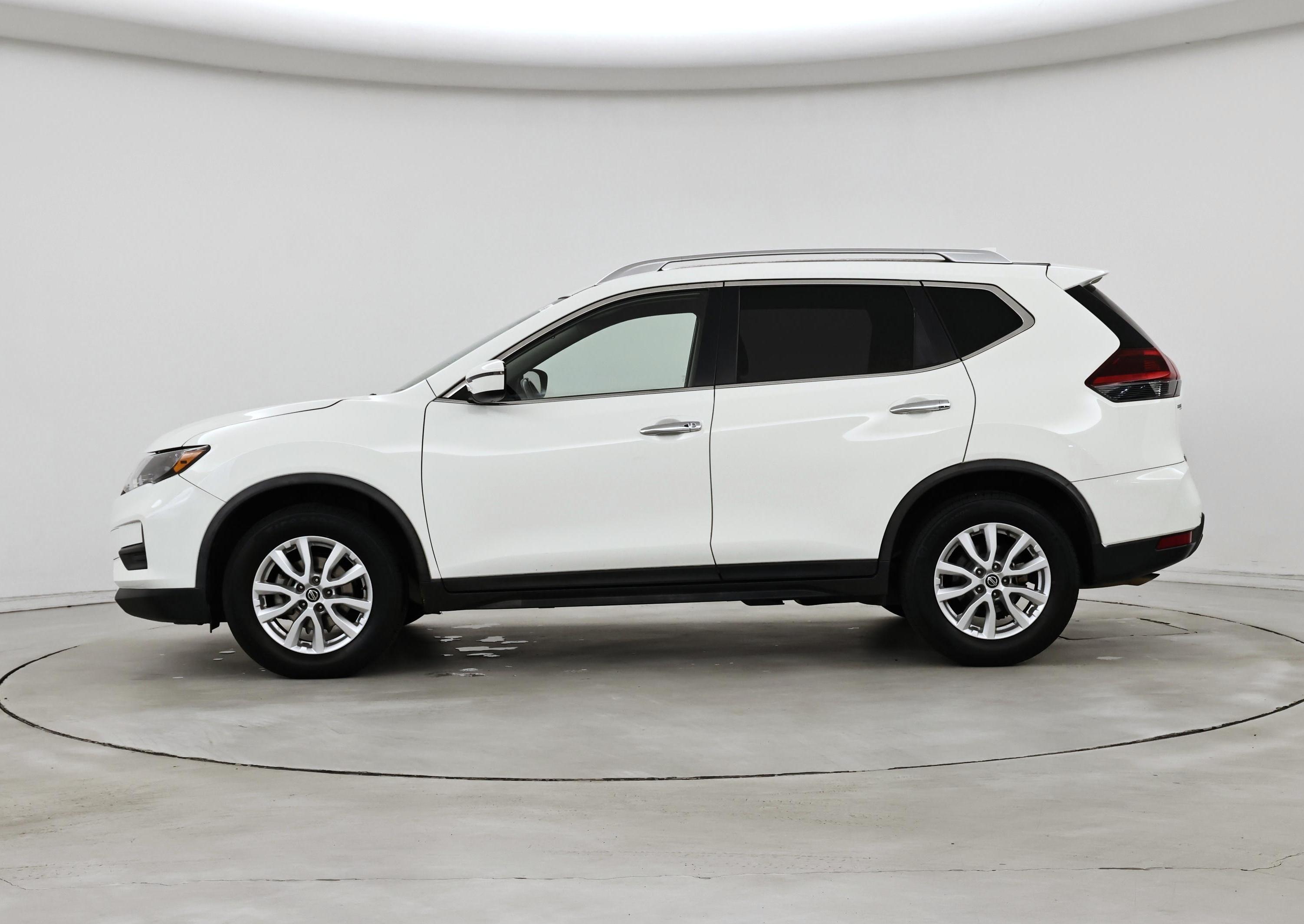 Thumbnail: 2019 Nissan Rogue - 3