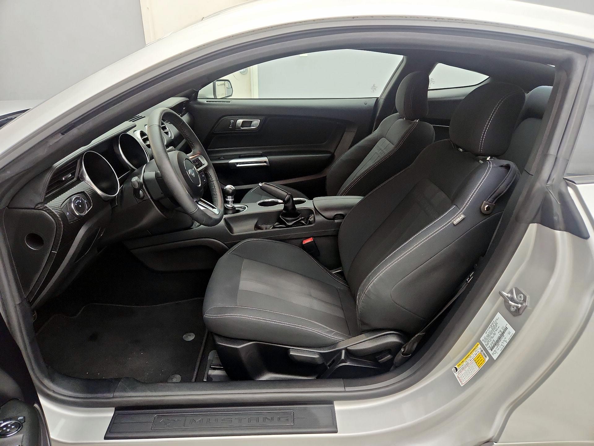 Thumbnail: 2019 Ford Mustang - 11