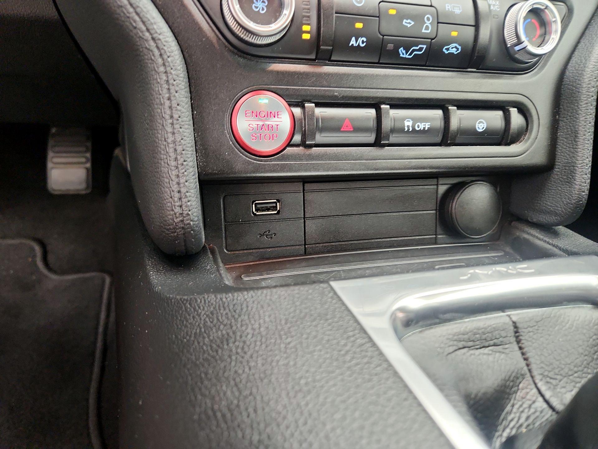Thumbnail: 2019 Ford Mustang - 18