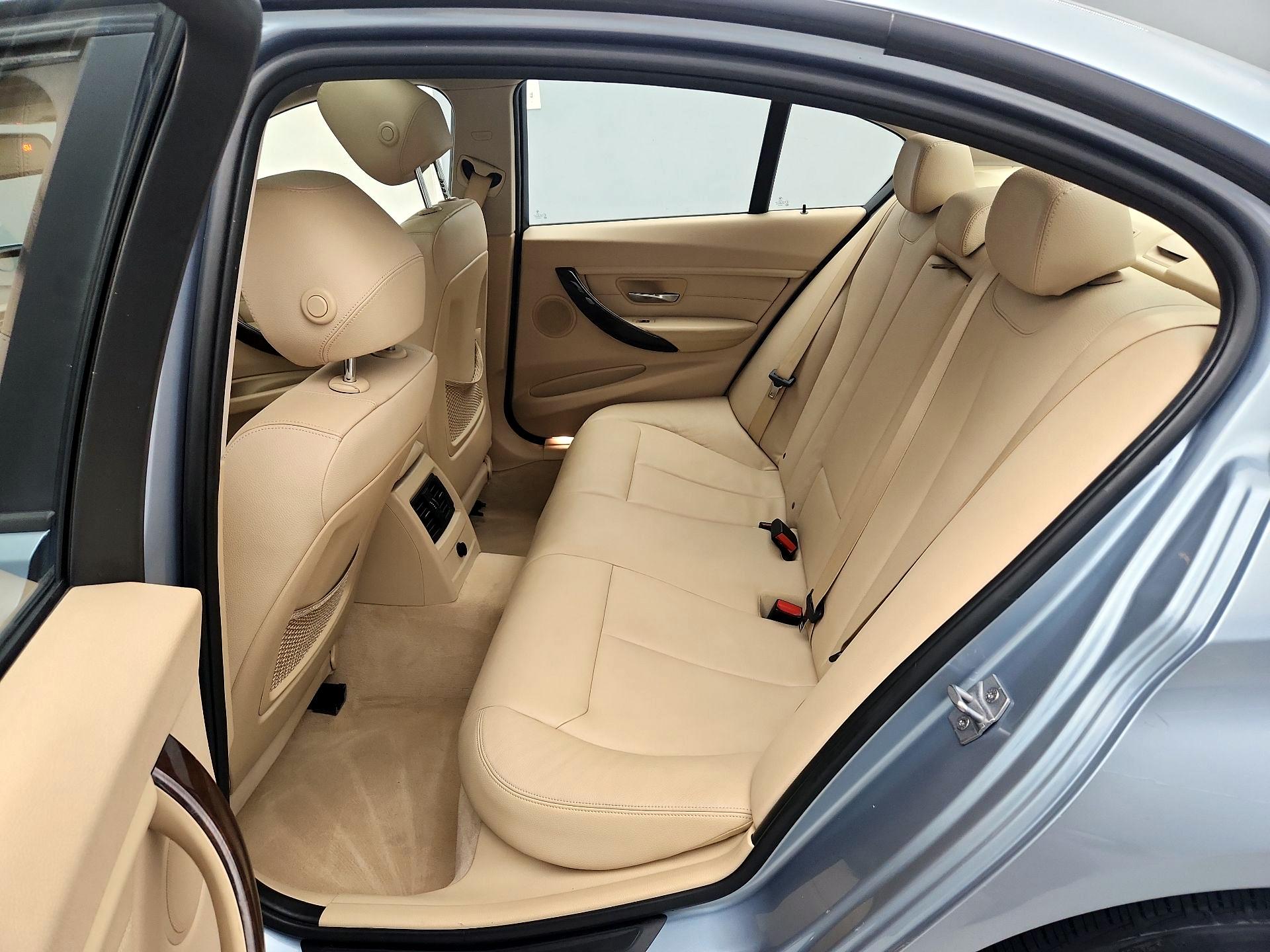 Thumbnail: 2014 BMW 3 Series - 19