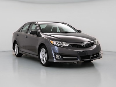 Gray 2014 Toyota Camry SE