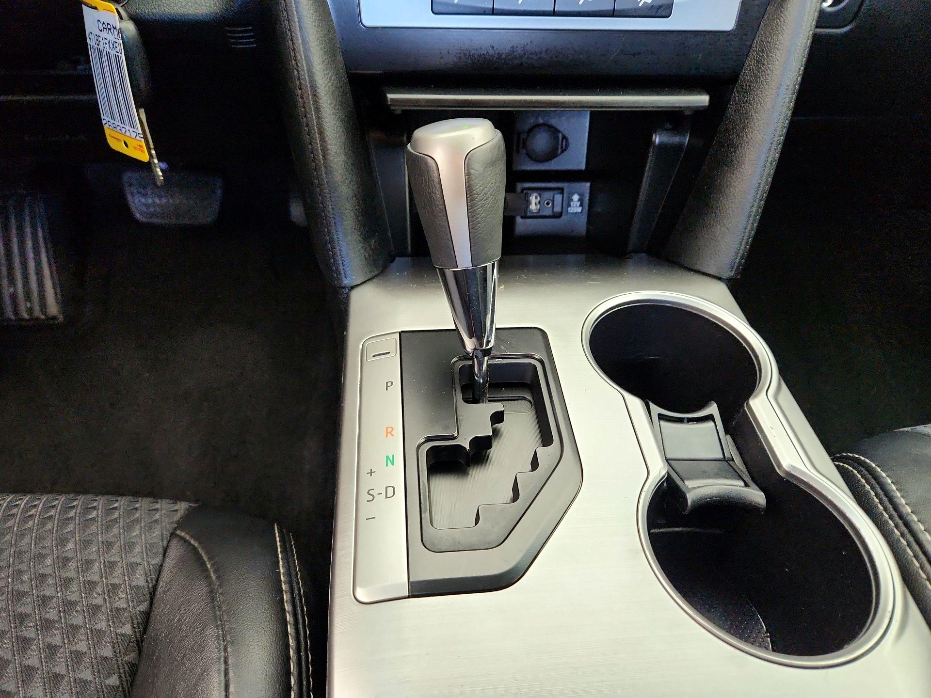 Thumbnail: 2014 Toyota Camry - 17