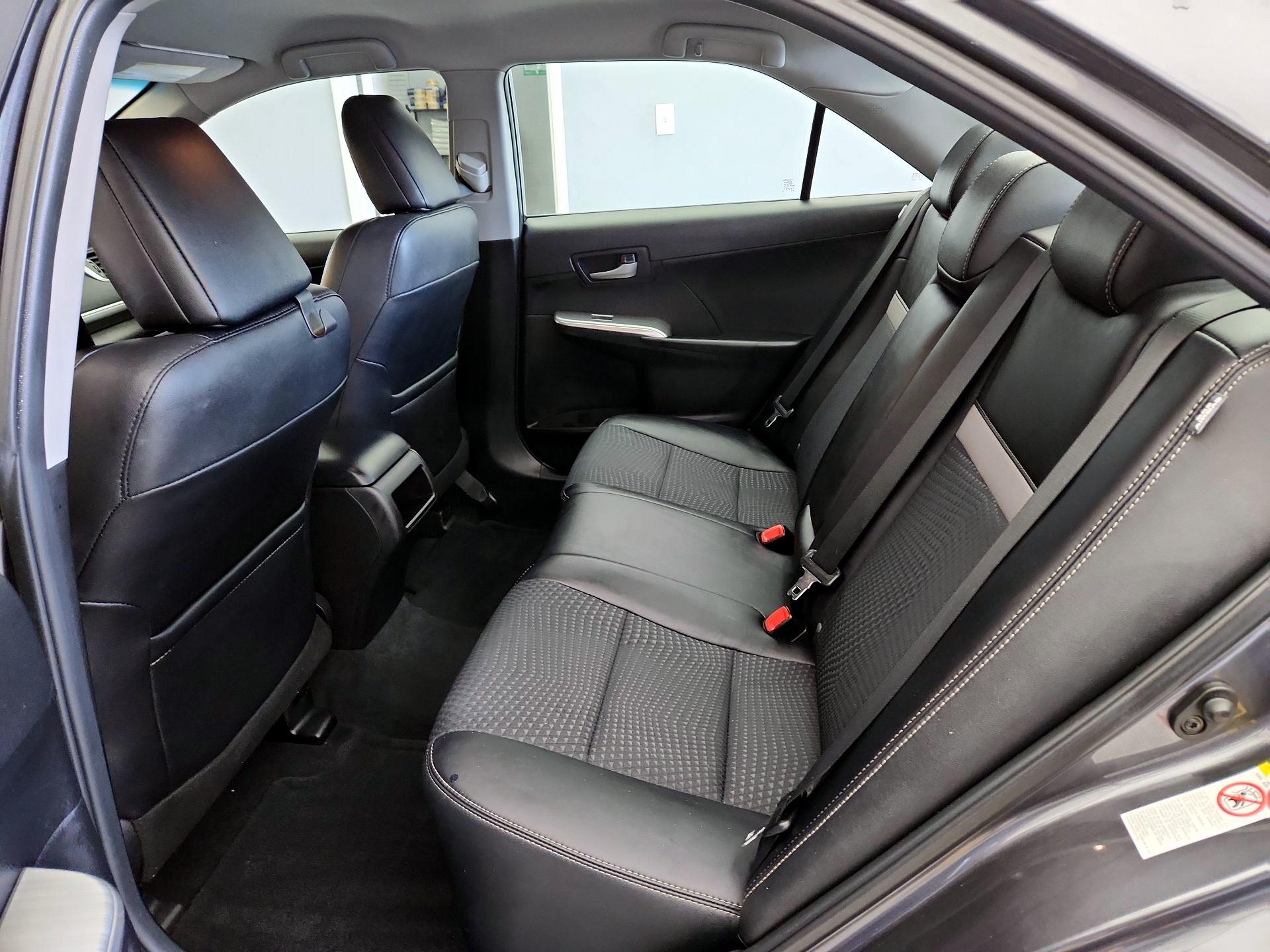 Thumbnail: 2014 Toyota Camry - 19