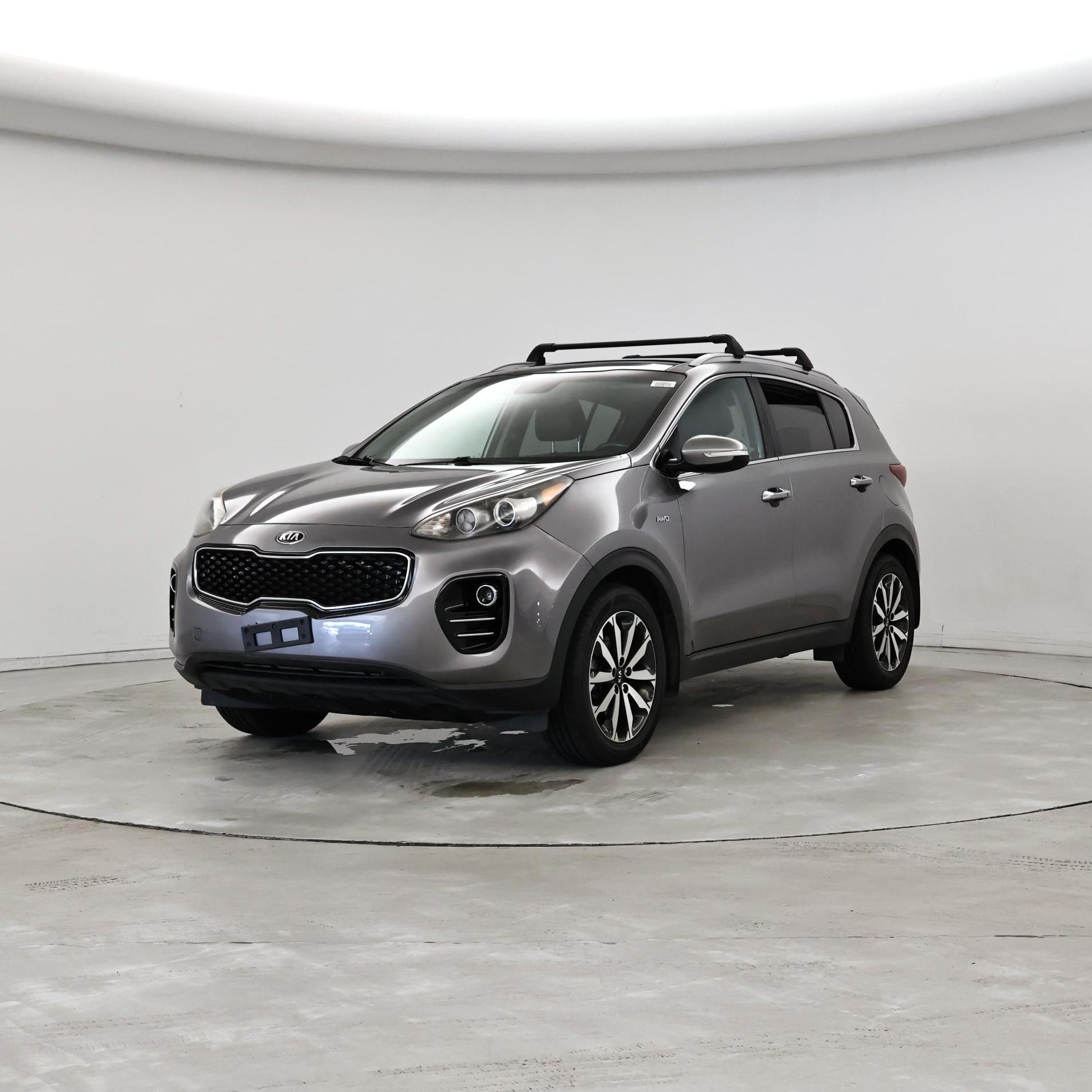 Thumbnail: 2017 Kia Sportage - 4